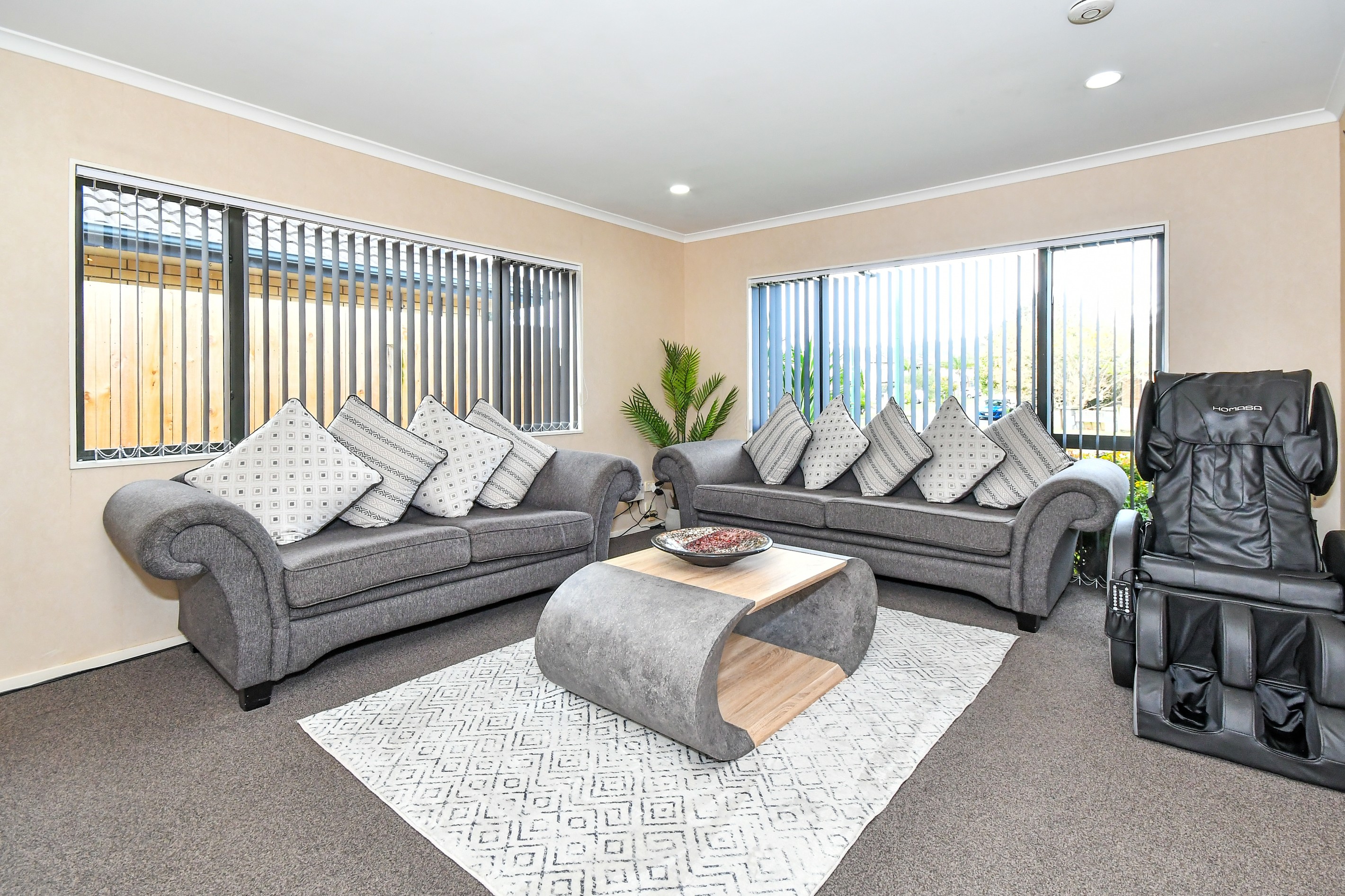49 Wayne Francis Drive, East Tamaki, Manukau City