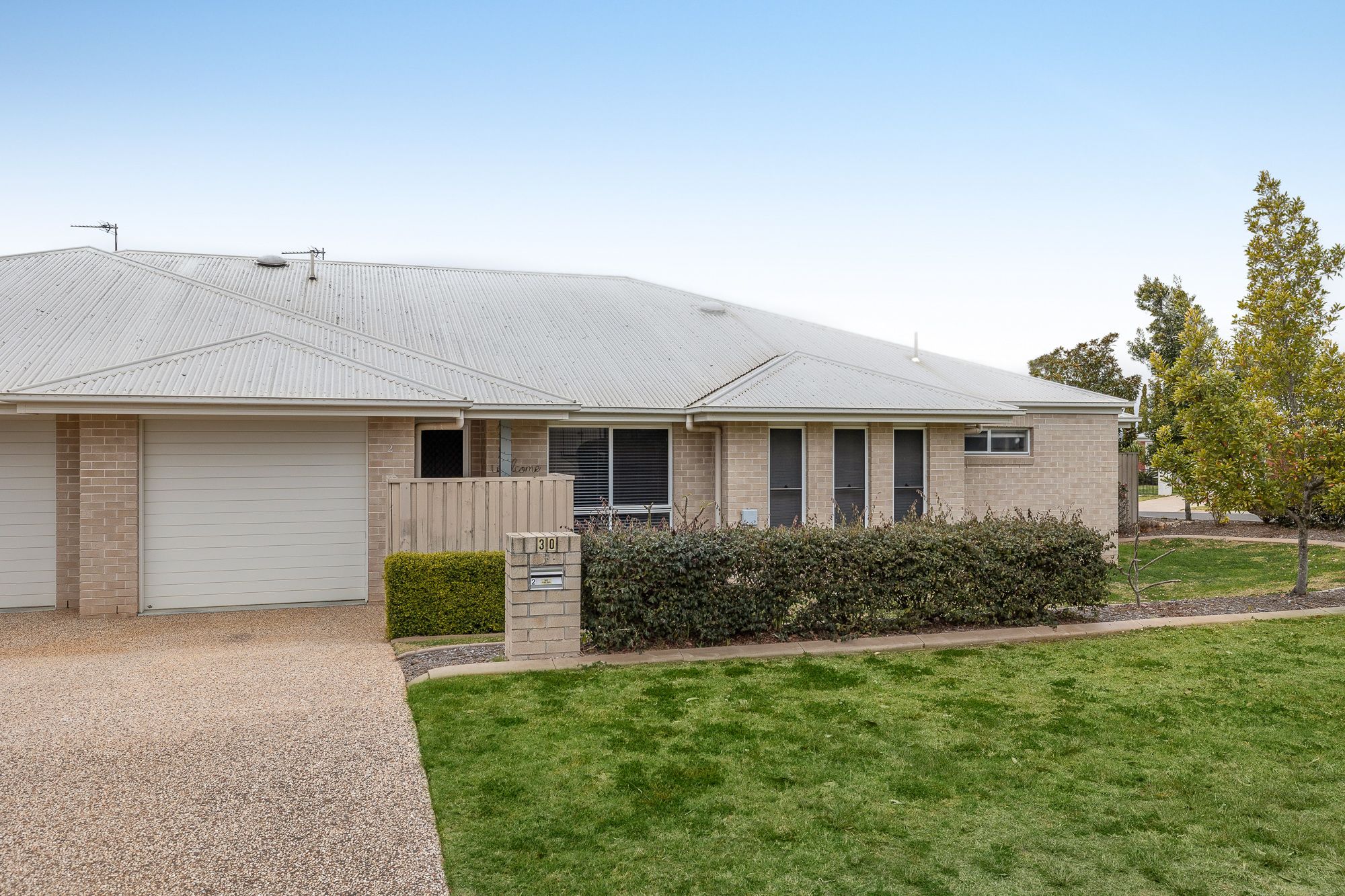 30 Sweeney Street, Kearneys Spring QLD 4350
