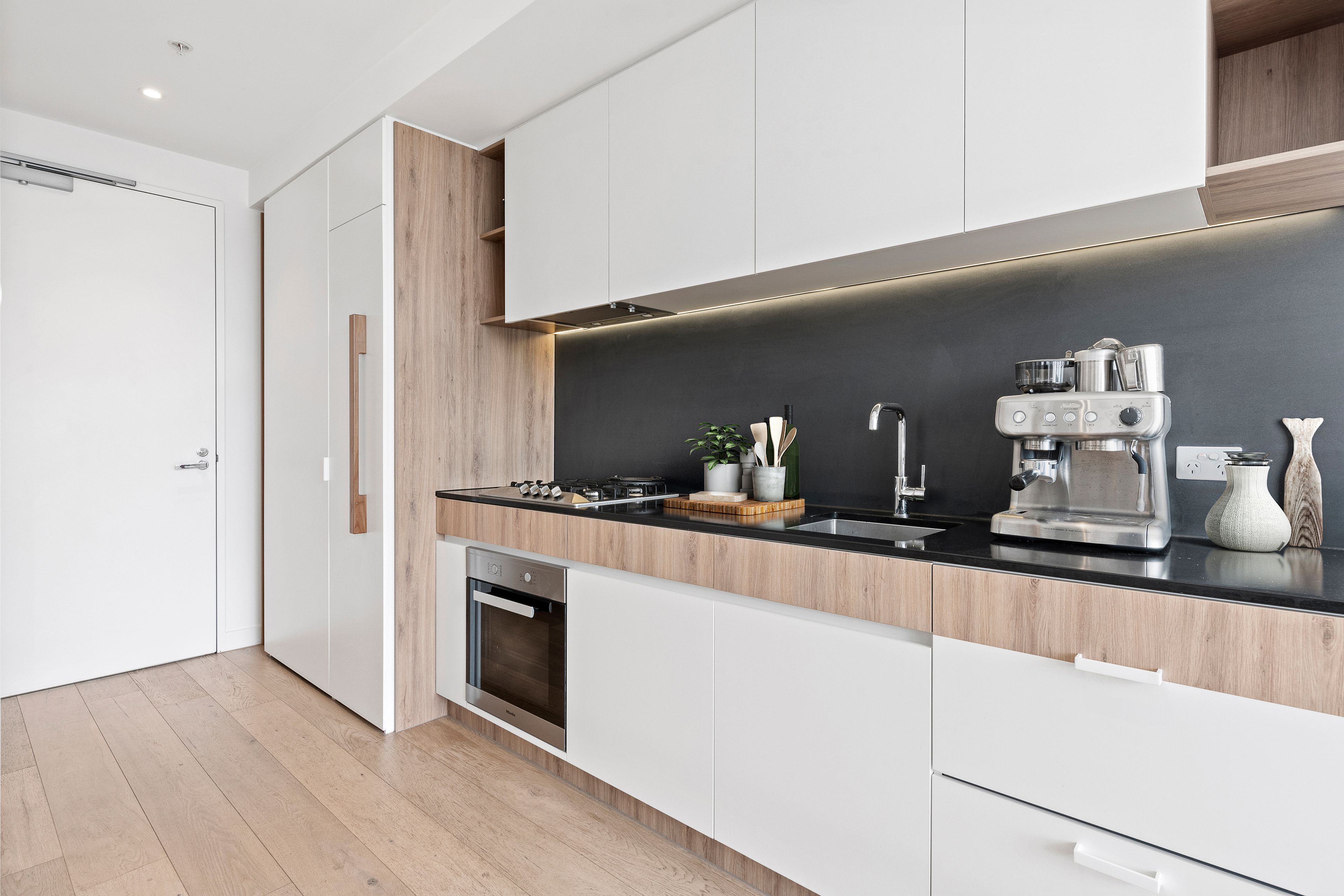 304/740 Station Street, Box Hill, VIC 3128