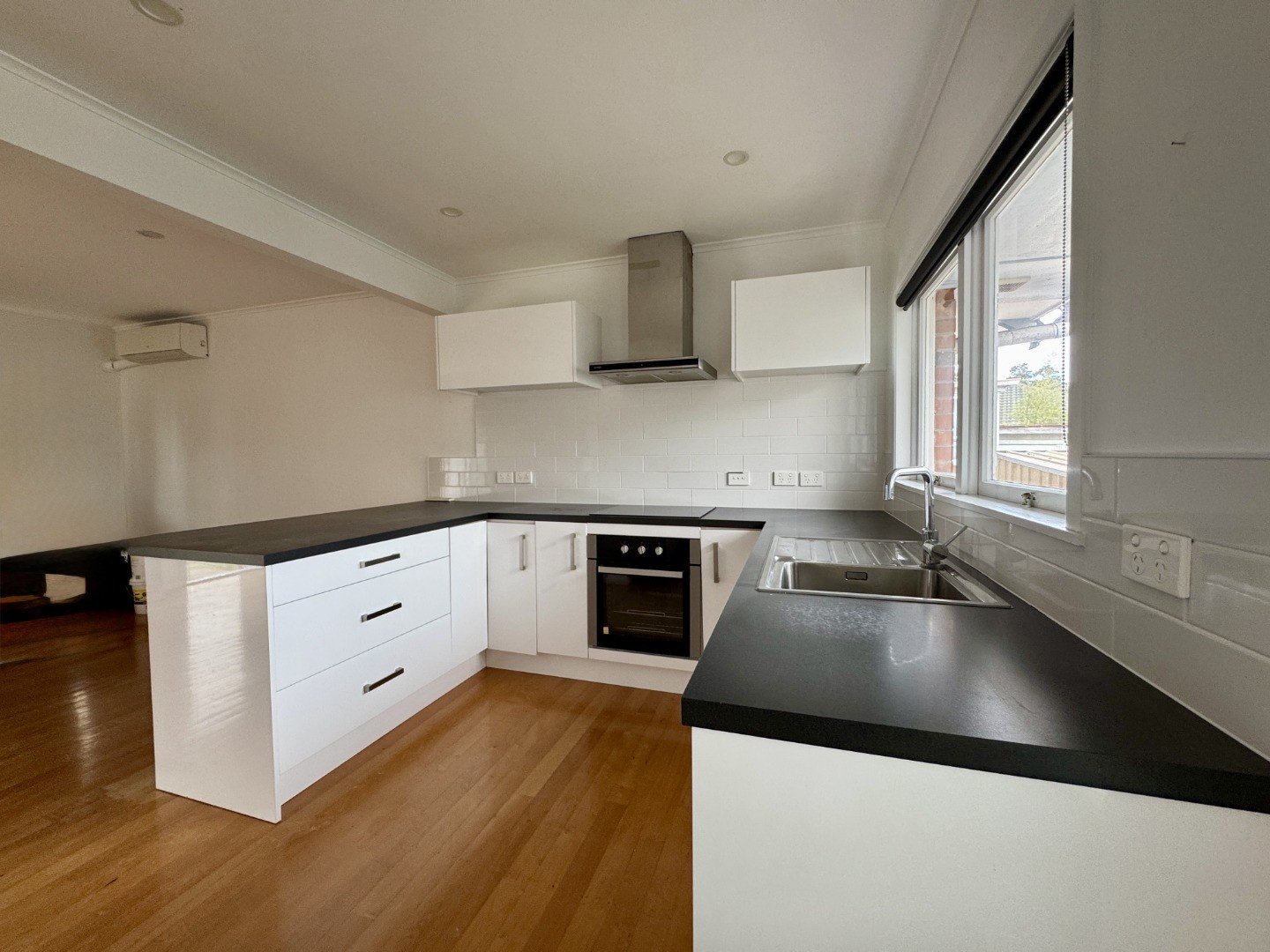 3/12 Wright Road, Point Chevalier, Auckland City