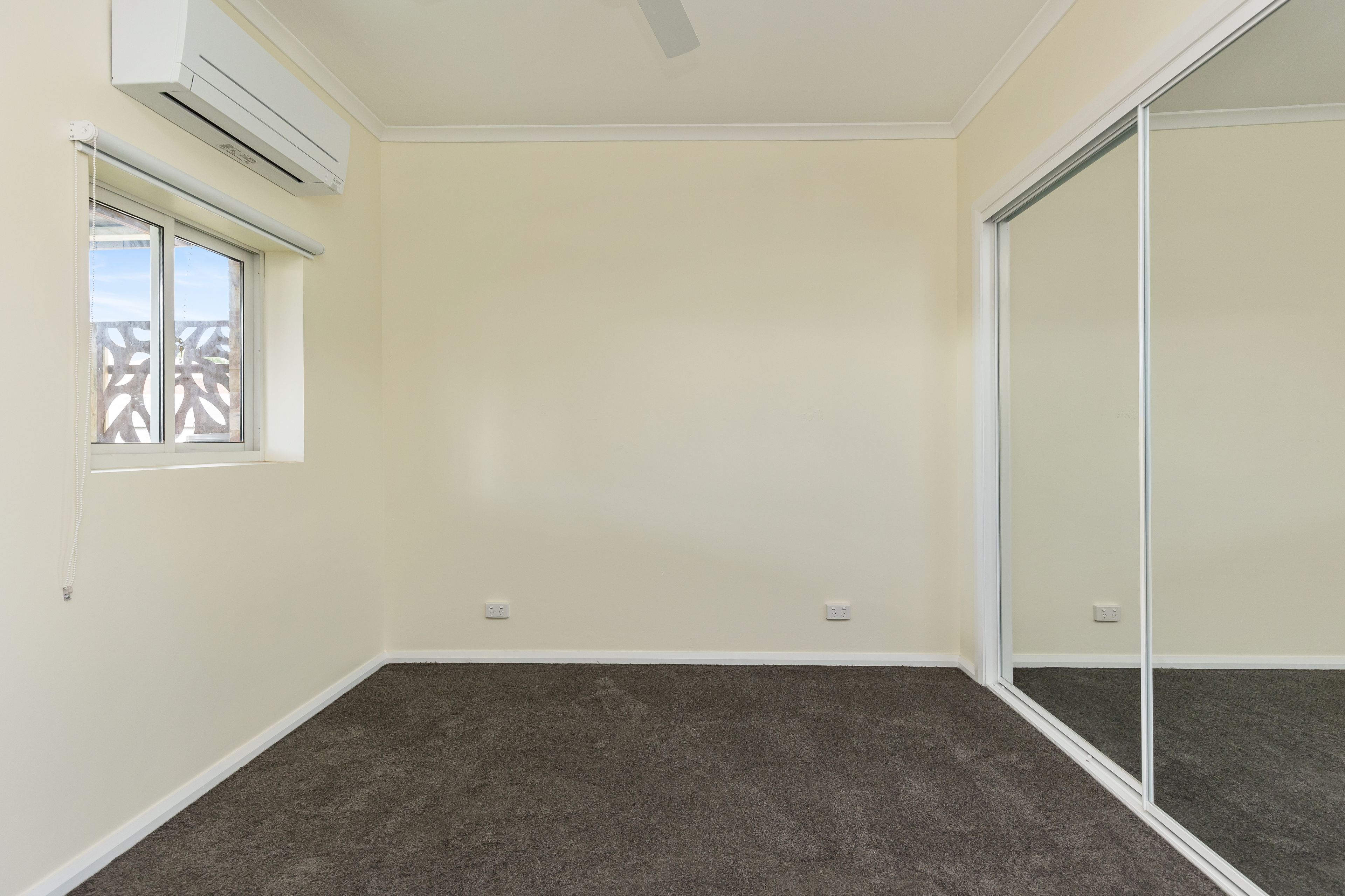 1/28 Baylis Street — photo 3 of 8