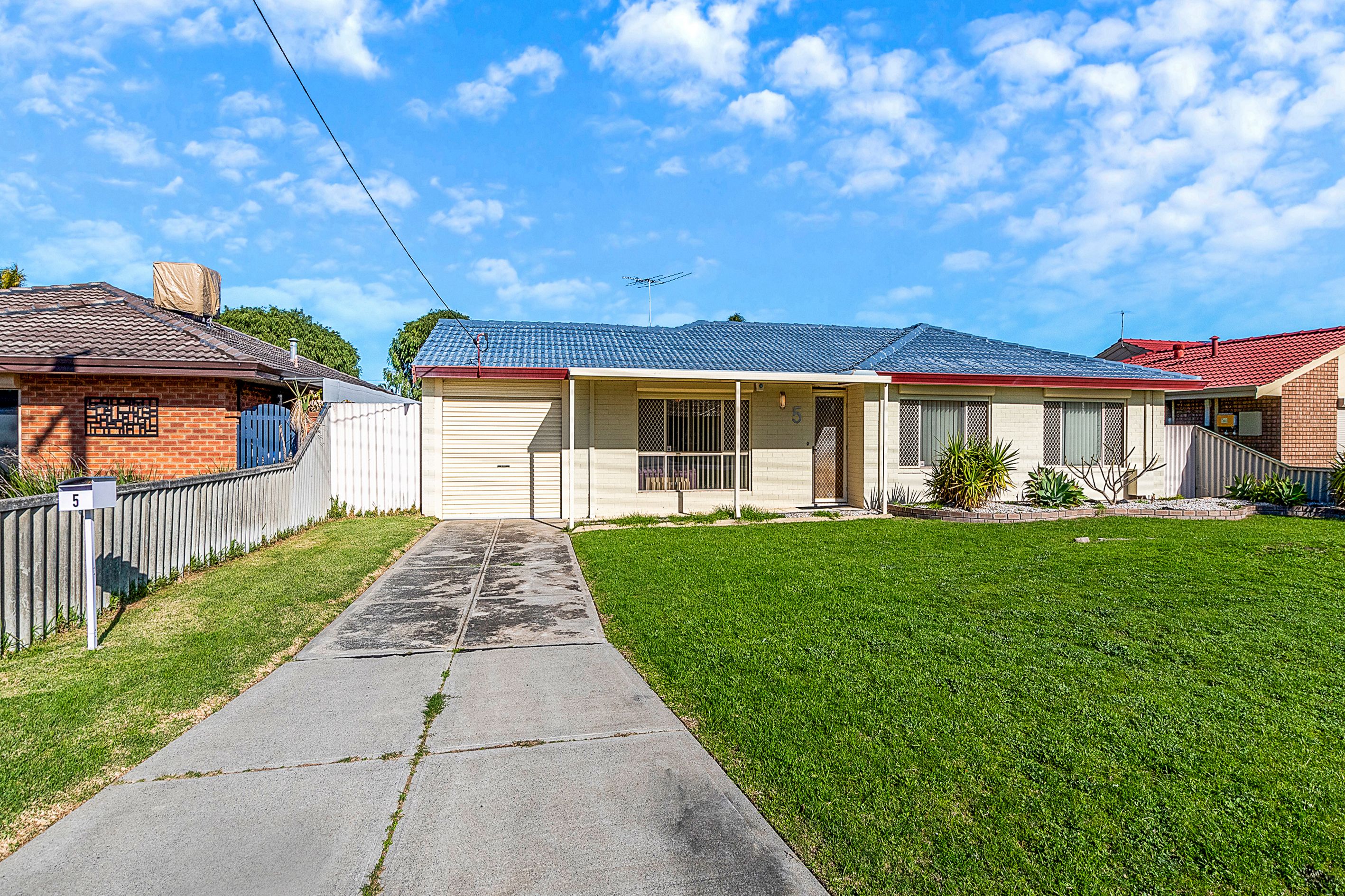 5 Kopai Crescent, Waikiki, WA 6169