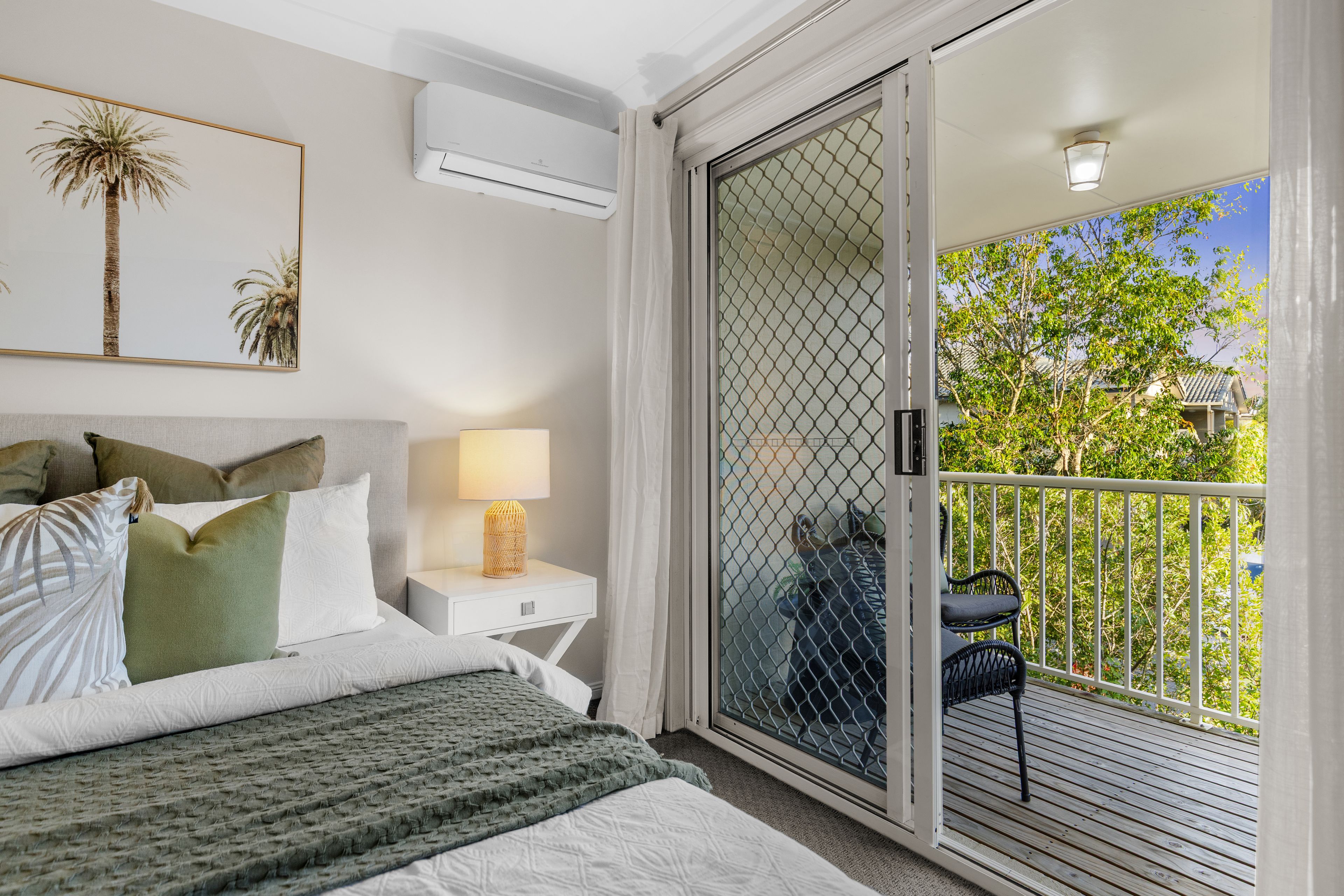 24/21 Chessom Street — photo 7 of 17