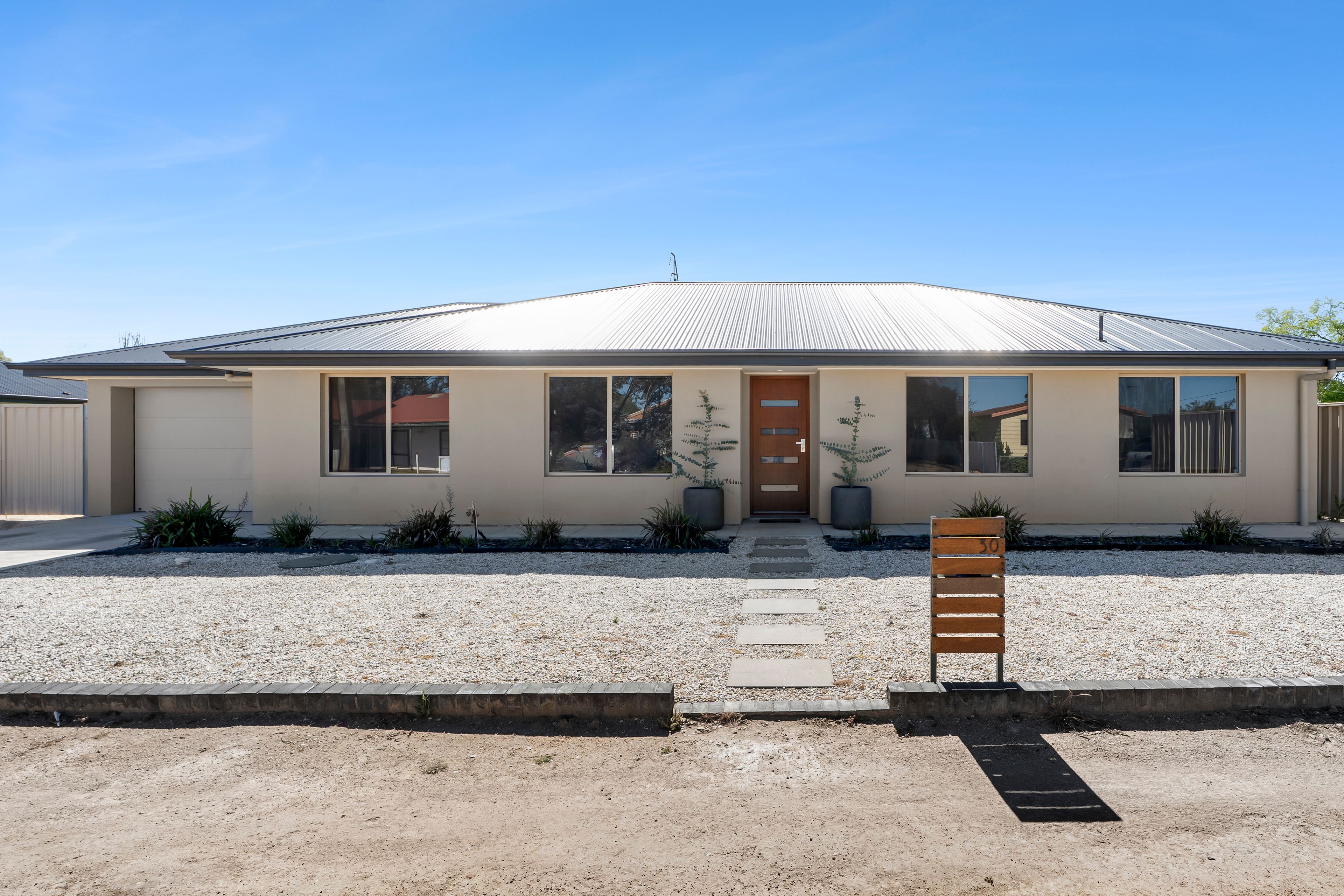 30 Hale Street — photo from Ray White Riverland