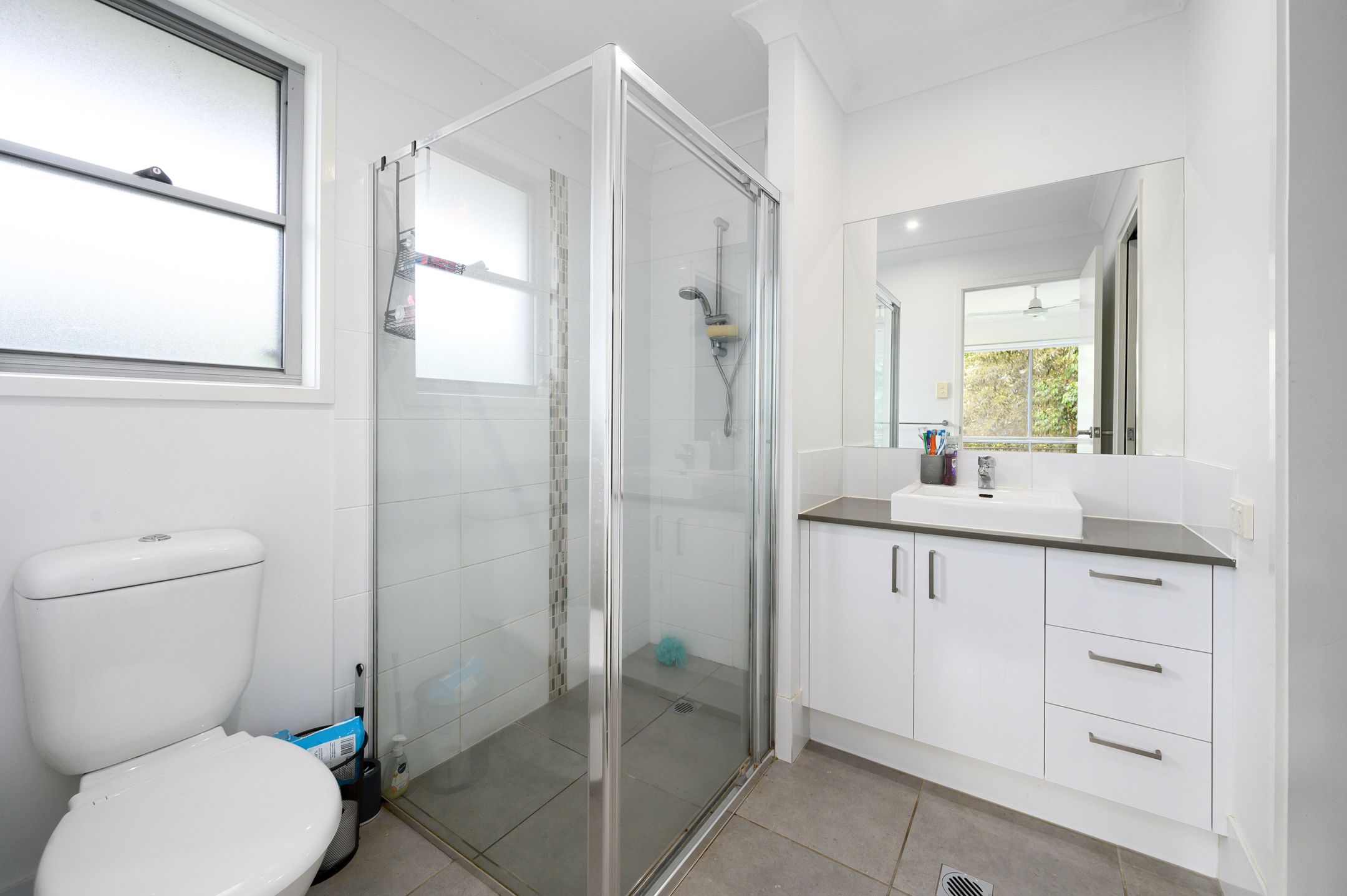 11 Greenvale Crescent — photo 7 of 17