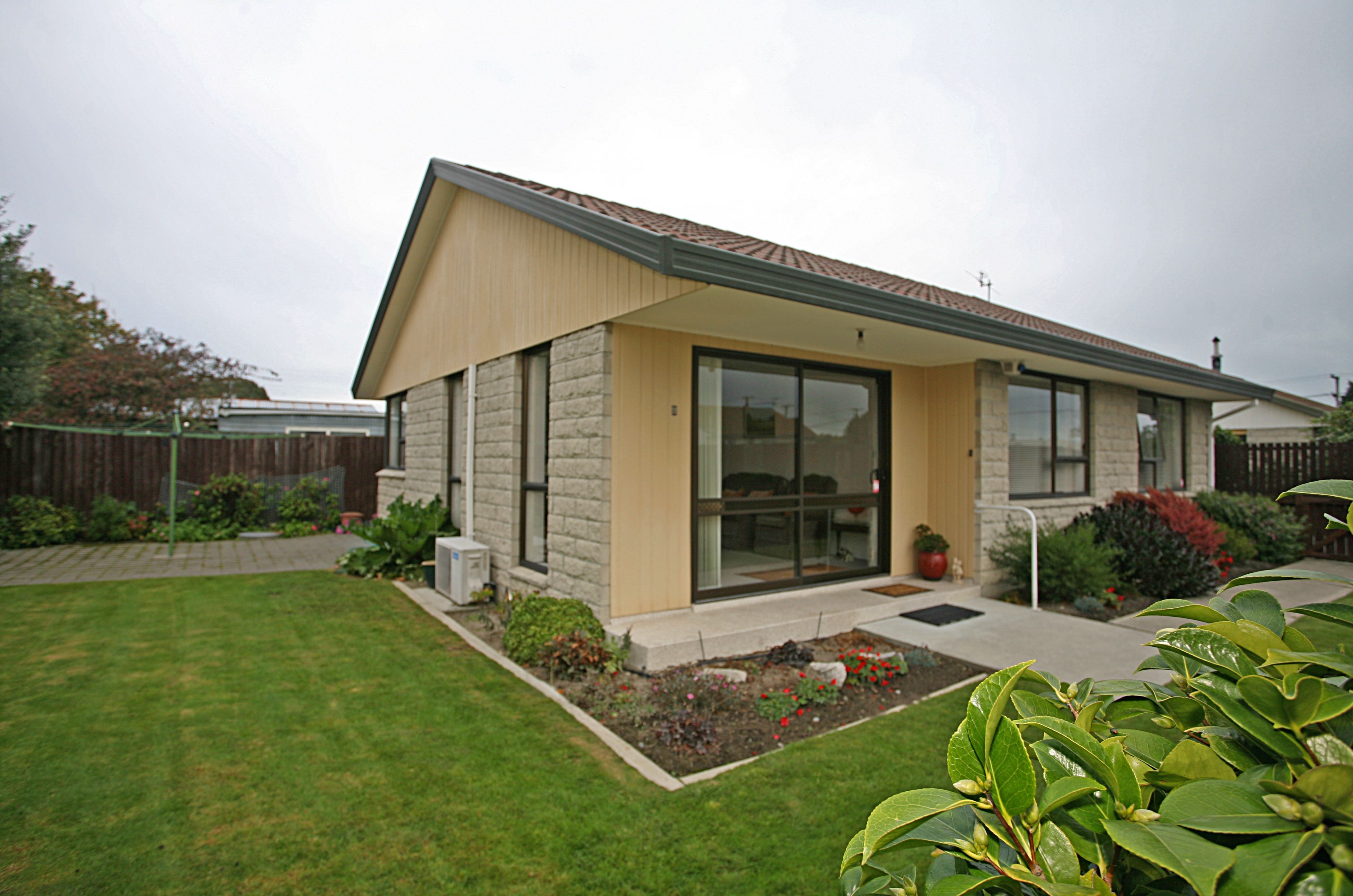 2/51 Neill Street, Hornby, Christchurch City