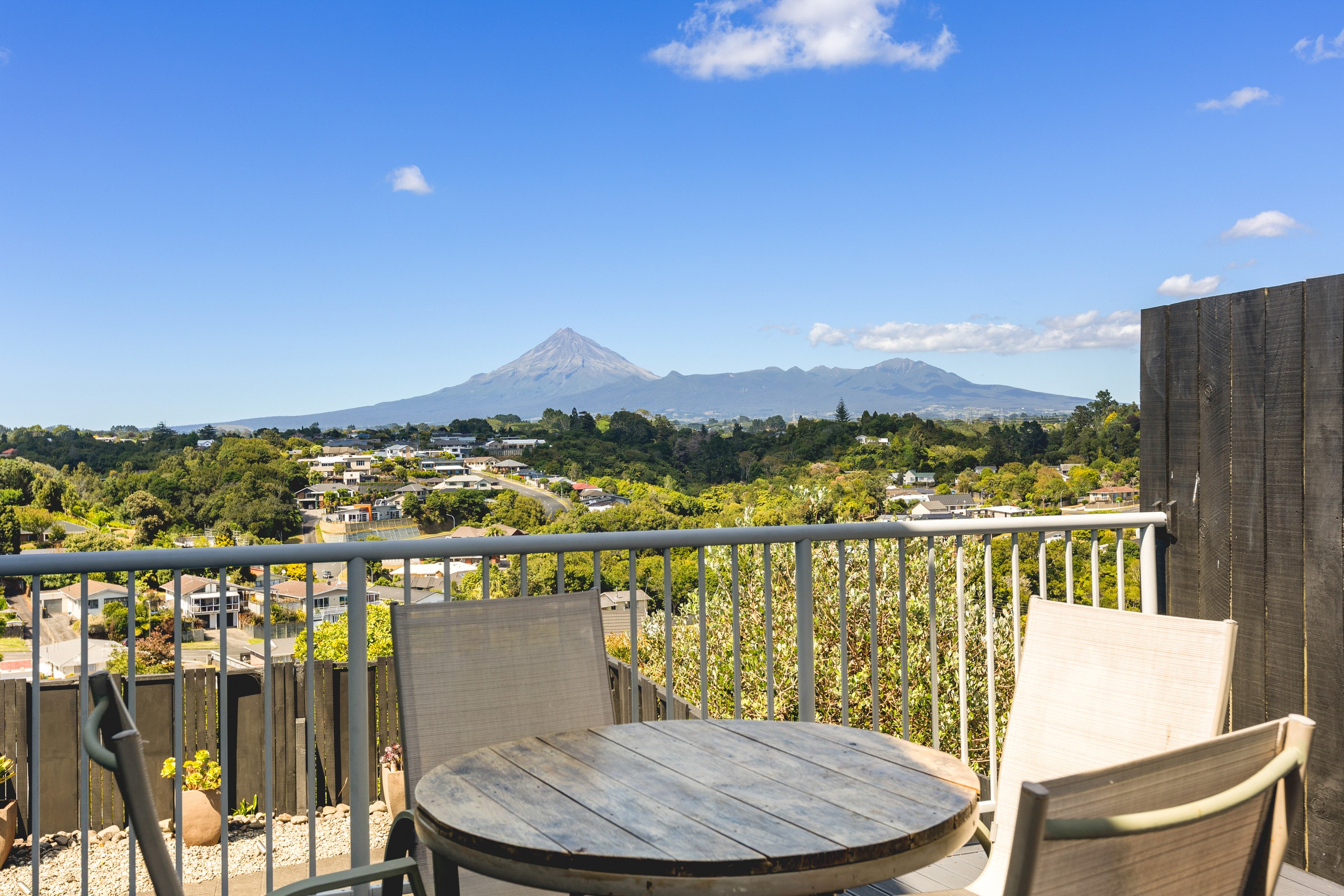 18B Montana Place, Merrilands, New Plymouth District