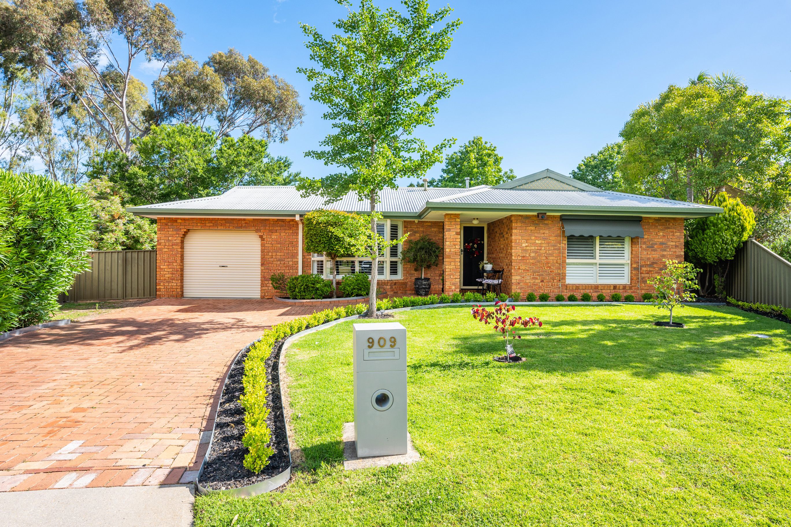 909 Fairview Drive, North Albury NSW 2640