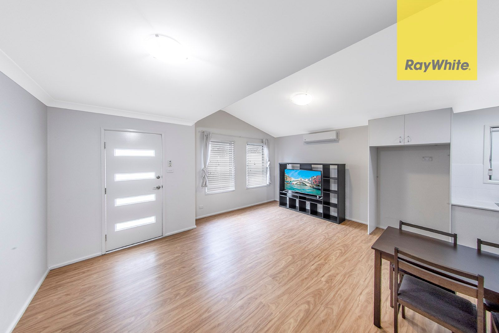 20A Austral Avenue, Westmead, NSW 2145
