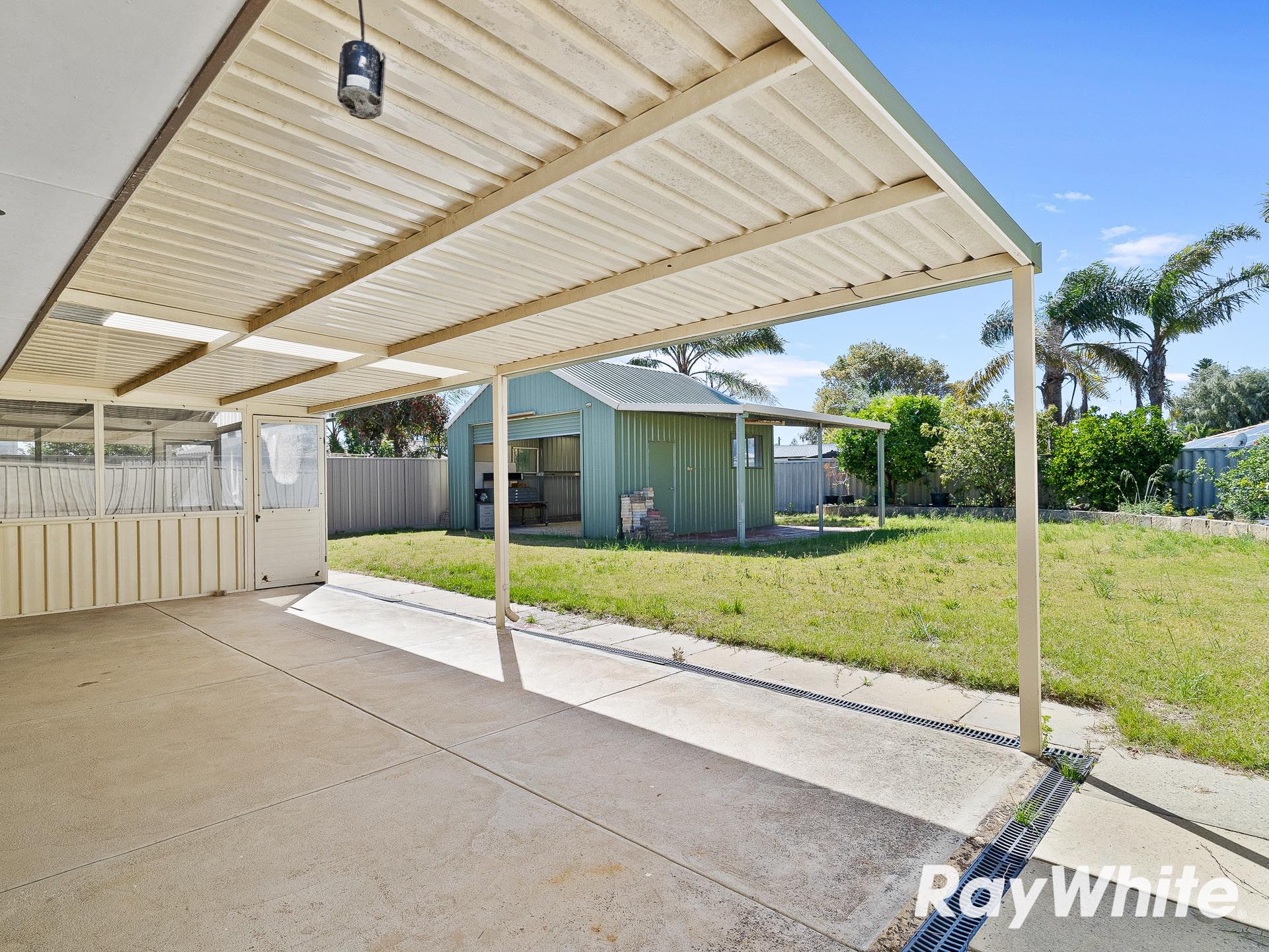 4 Newlyn Way — photo 17 of 19