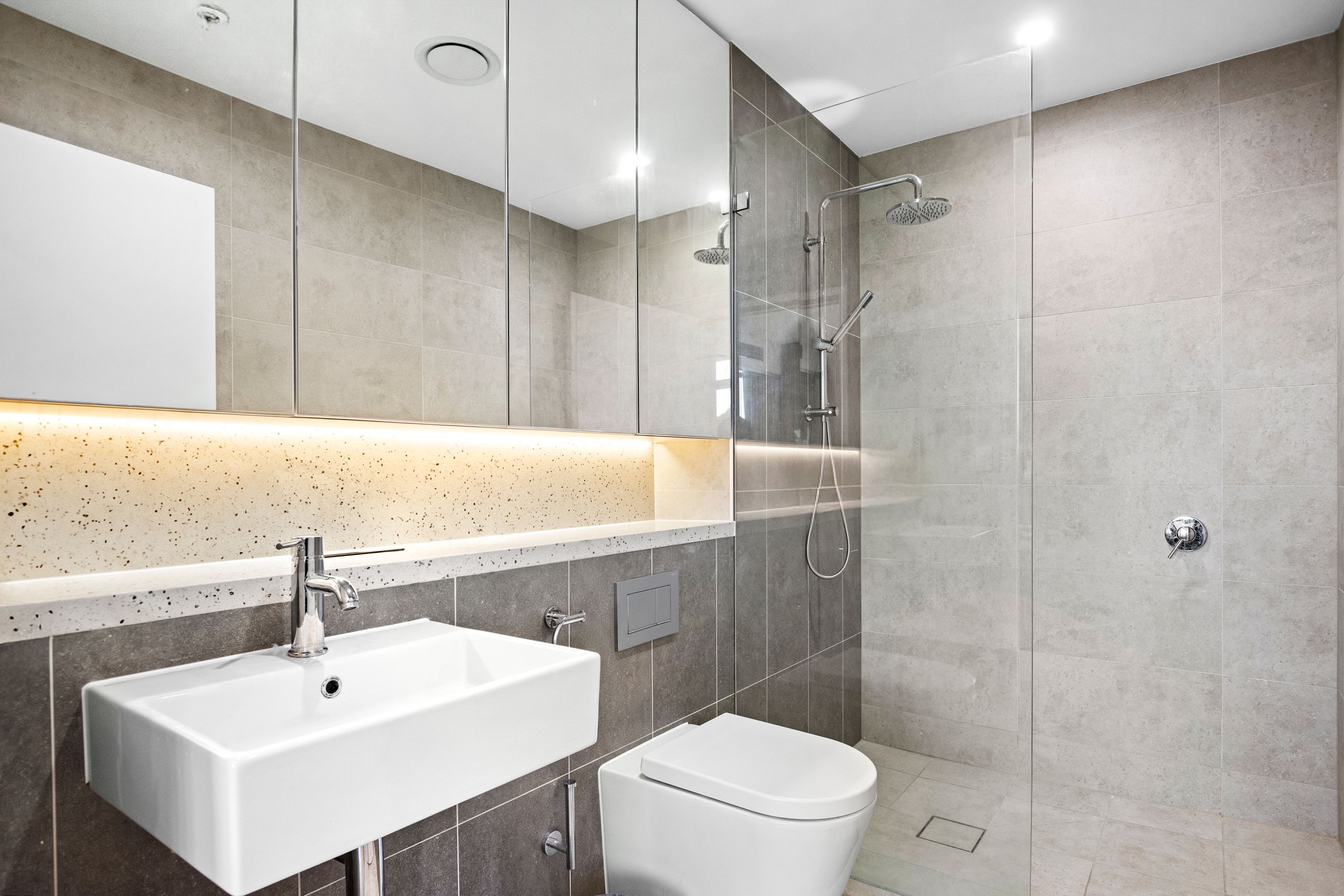 703/12A Conferta Avenue — photo 7 of 13