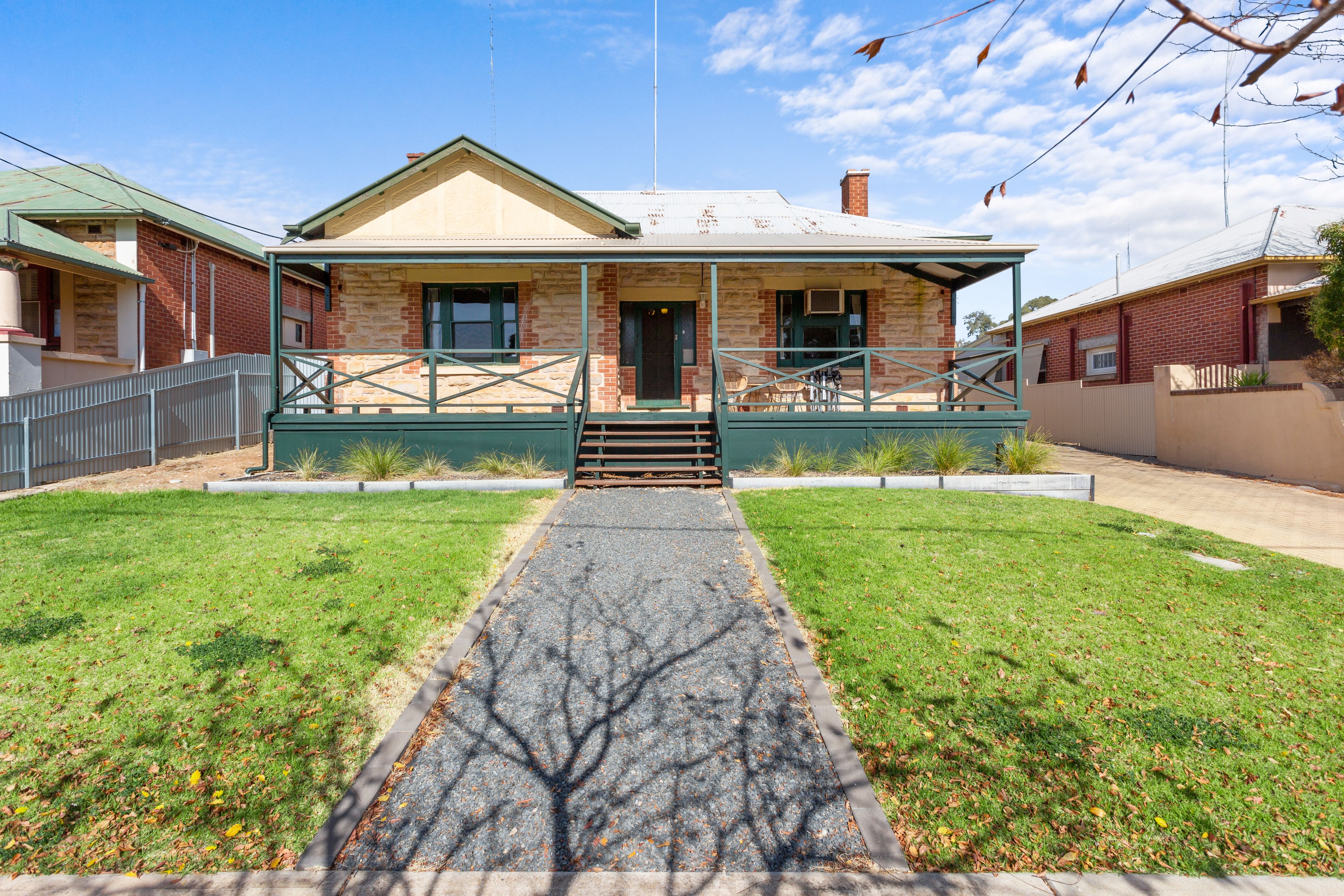 46 Victoria Road, Clare SA 5453