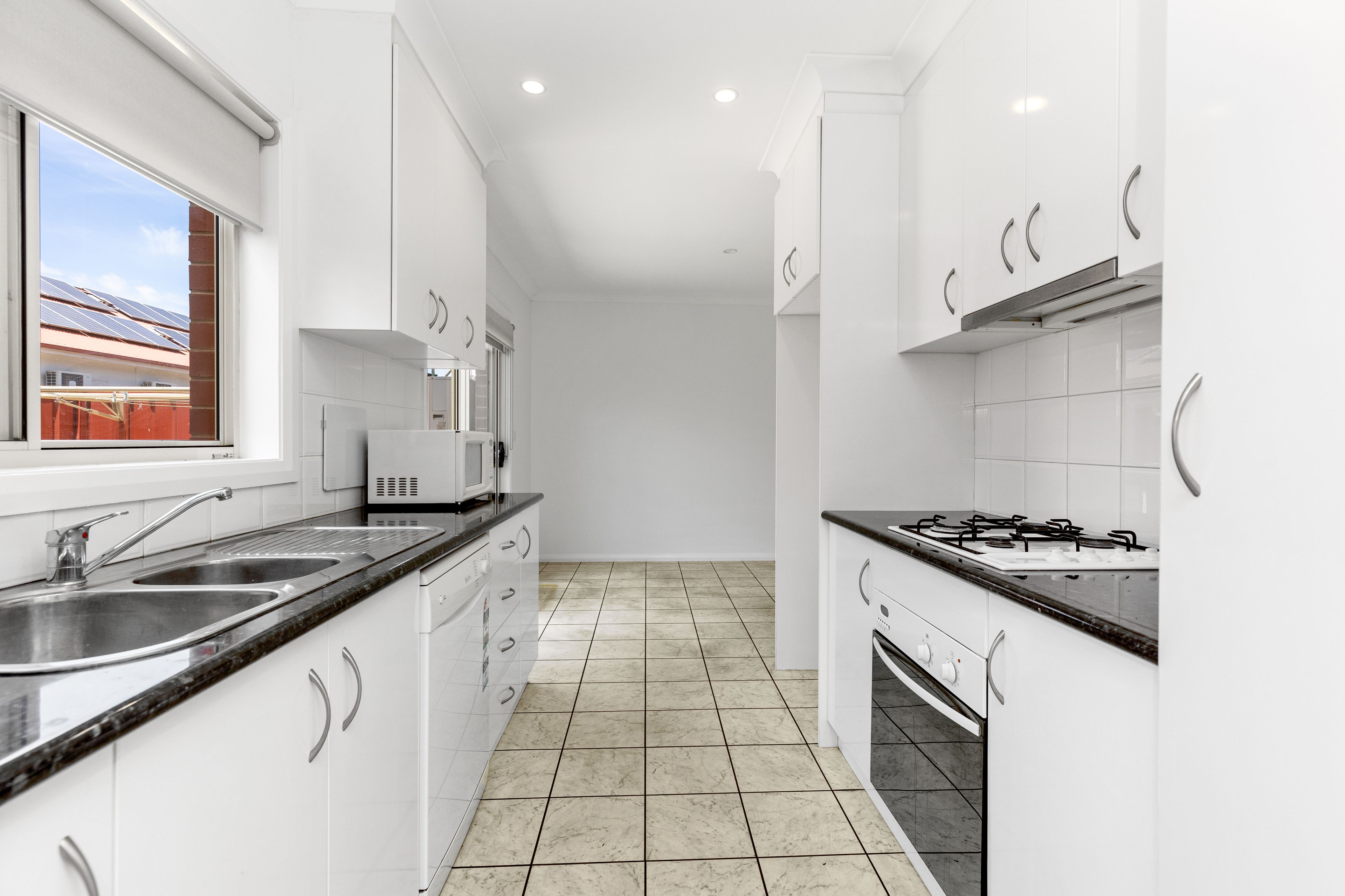 1/32 Eulong Lane, Wagga Wagga, NSW 2650