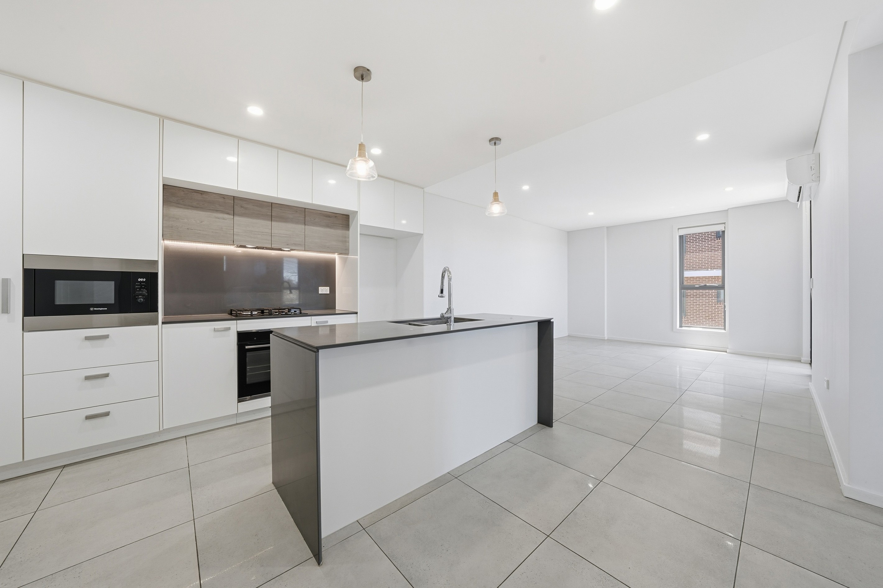 305/11-13 clifton, Blacktown, NSW 2148
