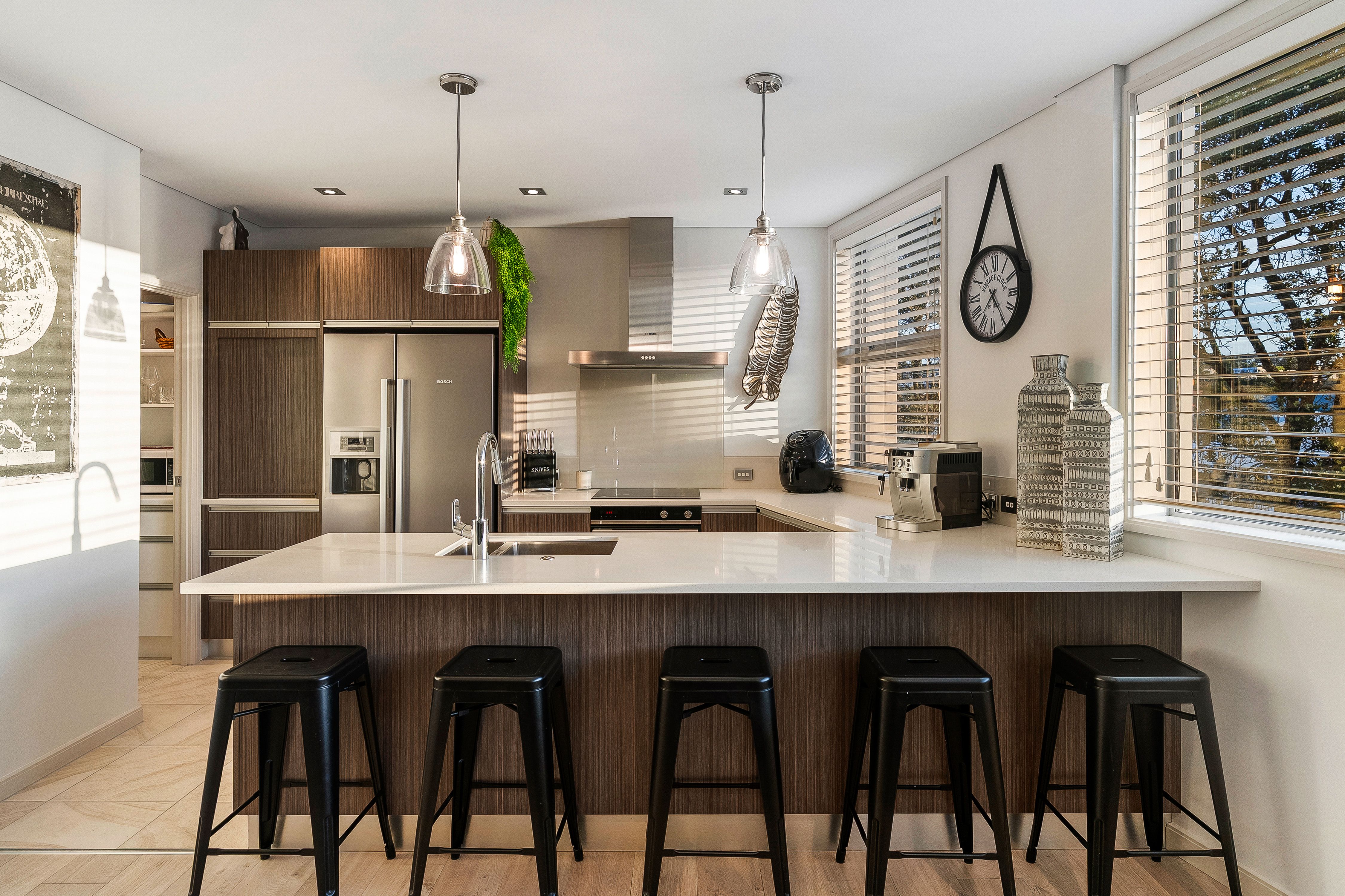 441H Beach Road, Mairangi Bay, North Shore City