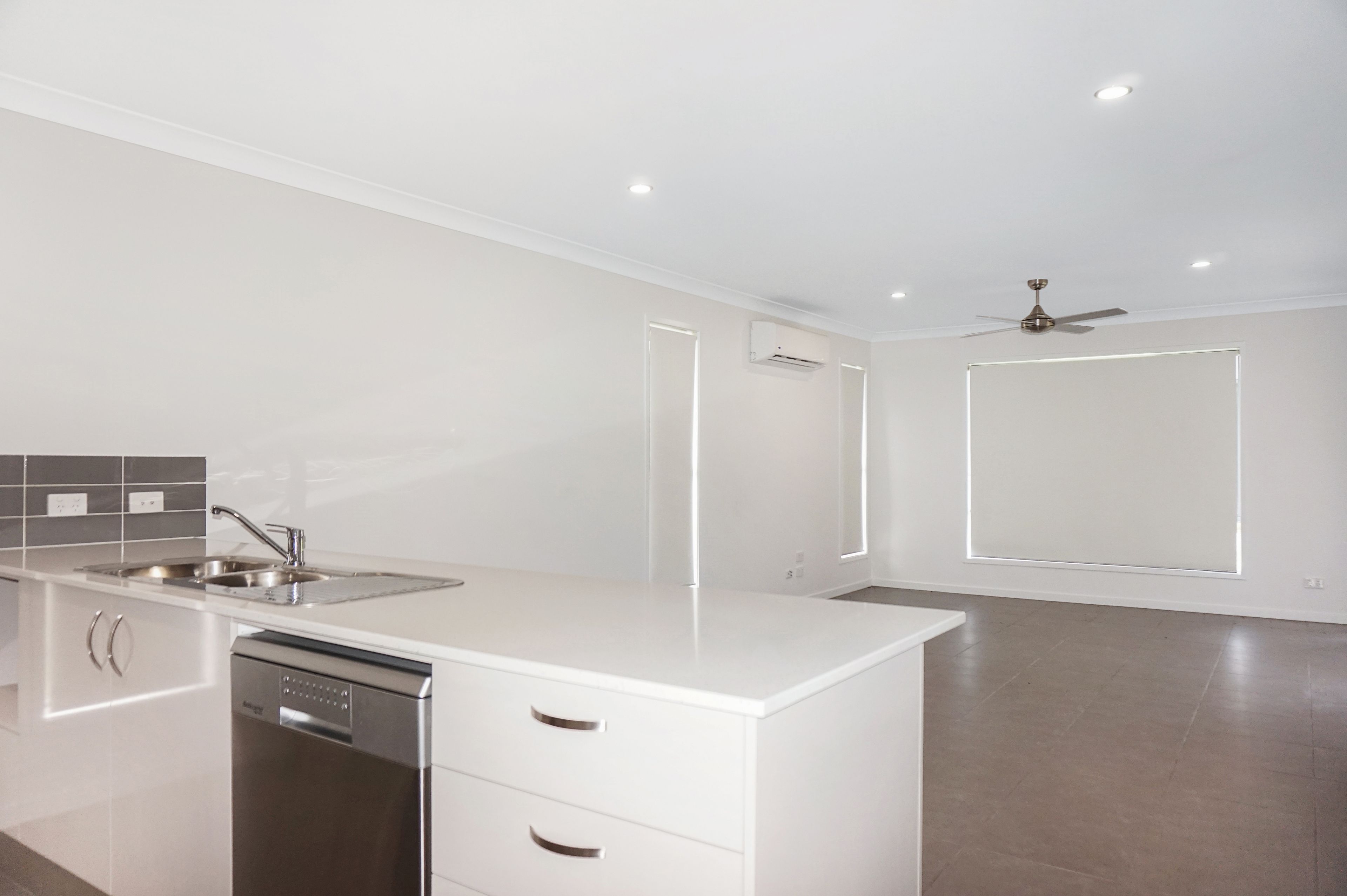 7 Bayes Road, Logan Reserve, QLD 4133