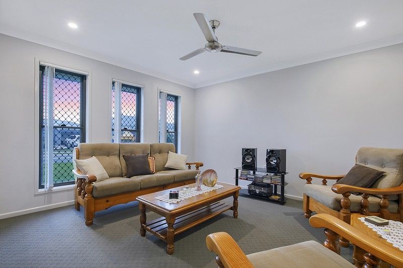 2 Rondalee Drive — photo 8 of 18