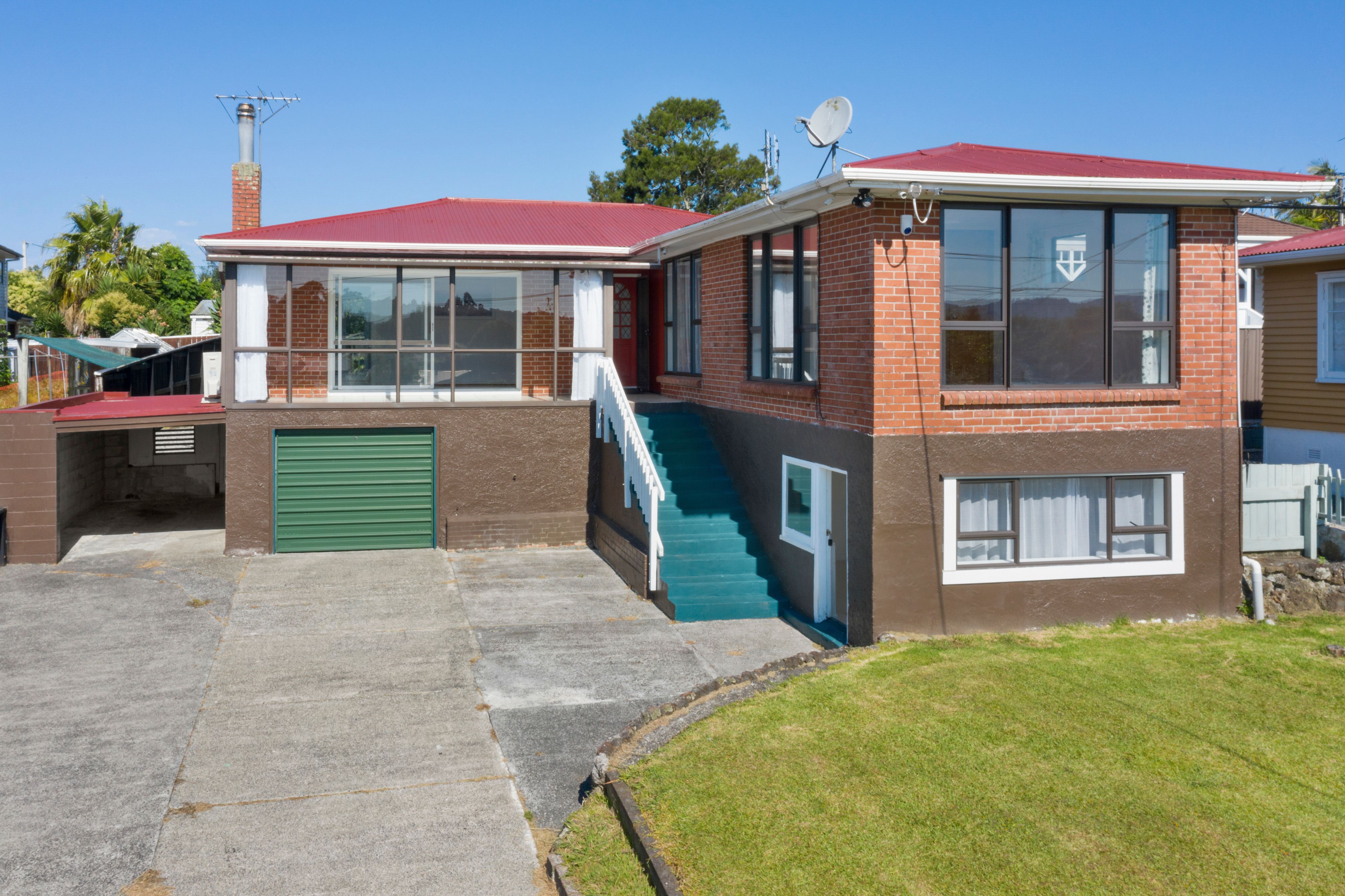 191 Rathgar Road, Henderson, Waitakere City