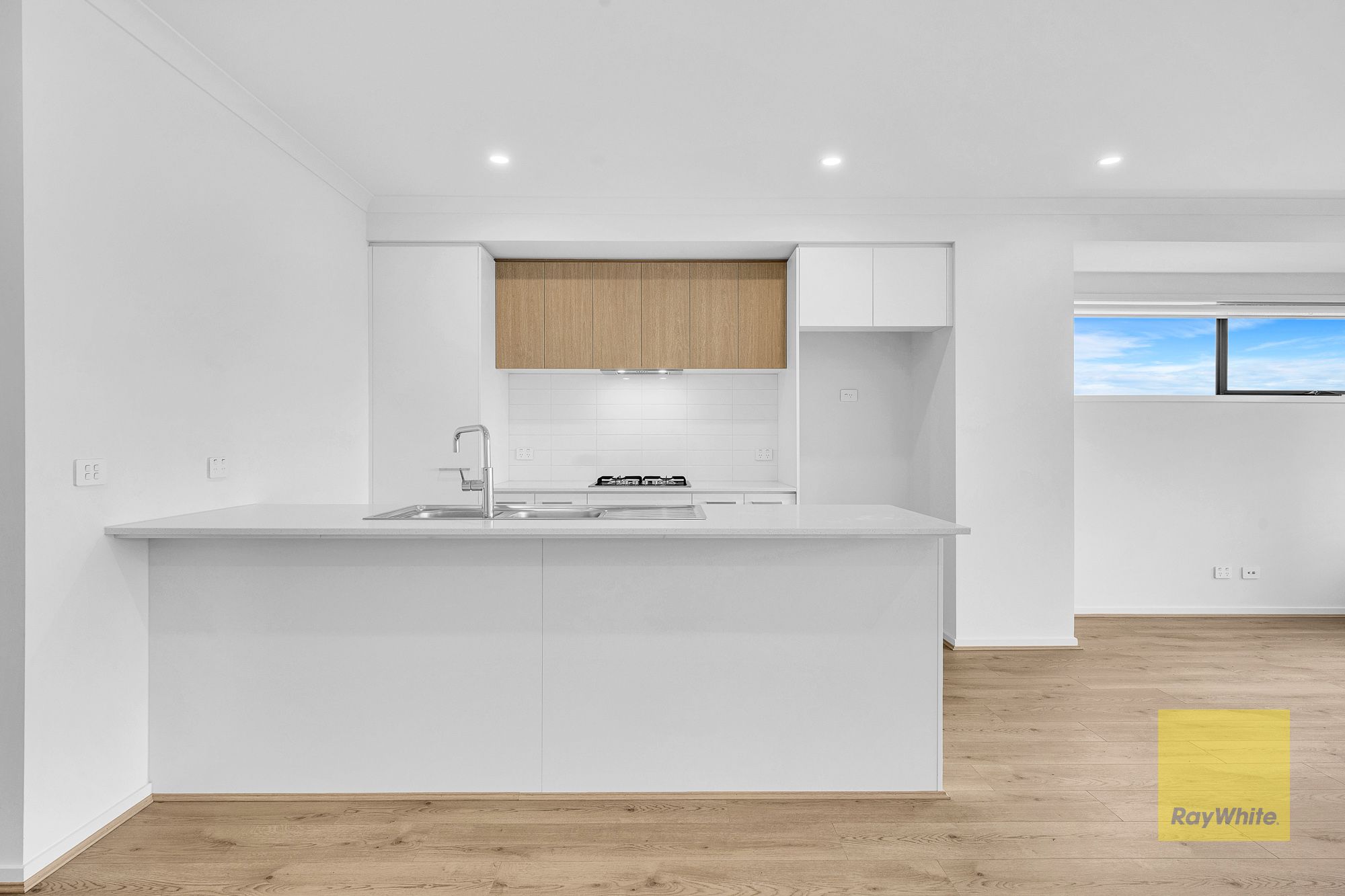 45 Messara Walk — photo 11 of 23