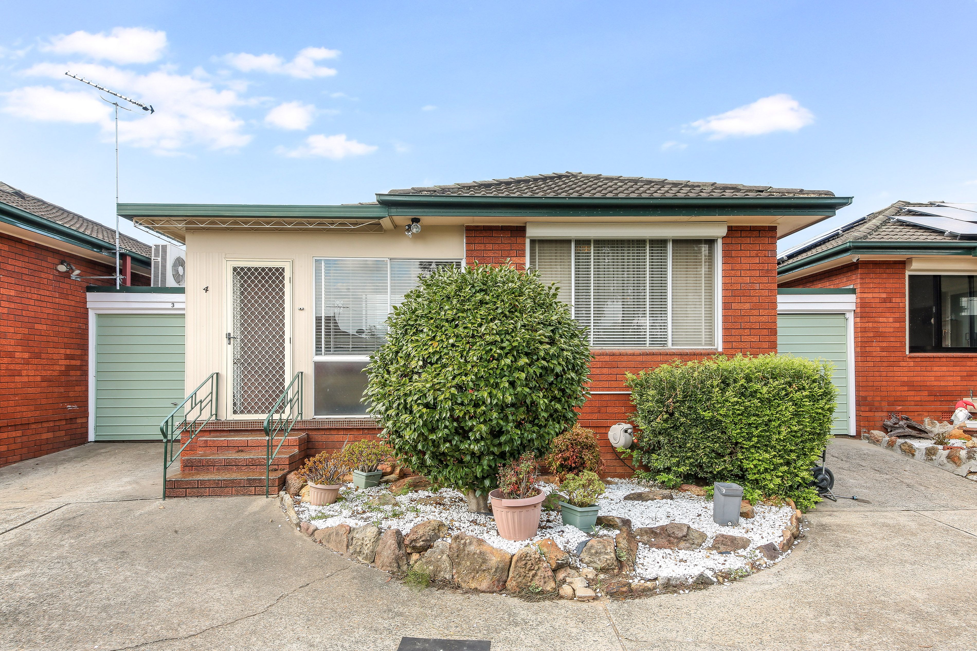 71 Robinson Street North, Wiley Park NSW 2195