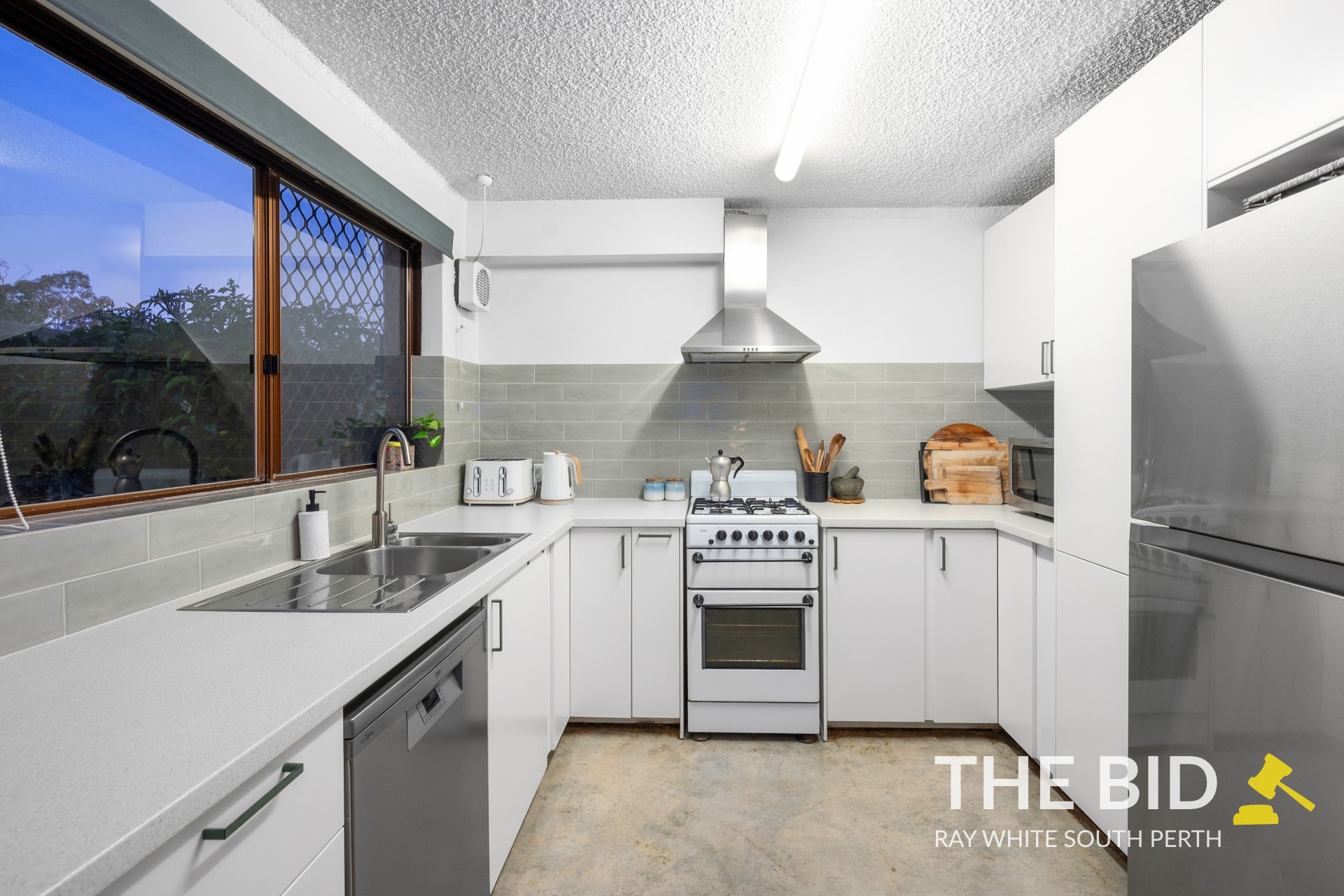 4/90 Robert Street, Como, WA 6152