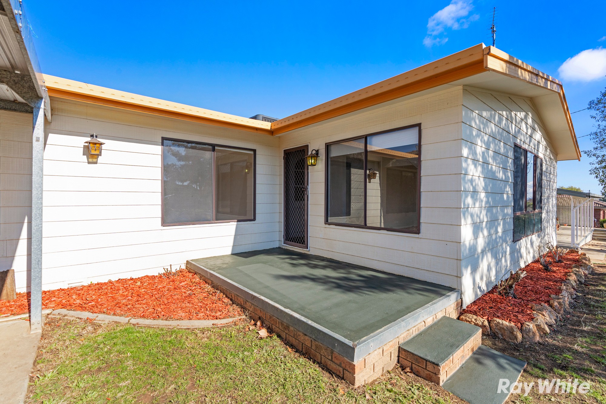 43 Pitt Street, Junee, NSW 2663