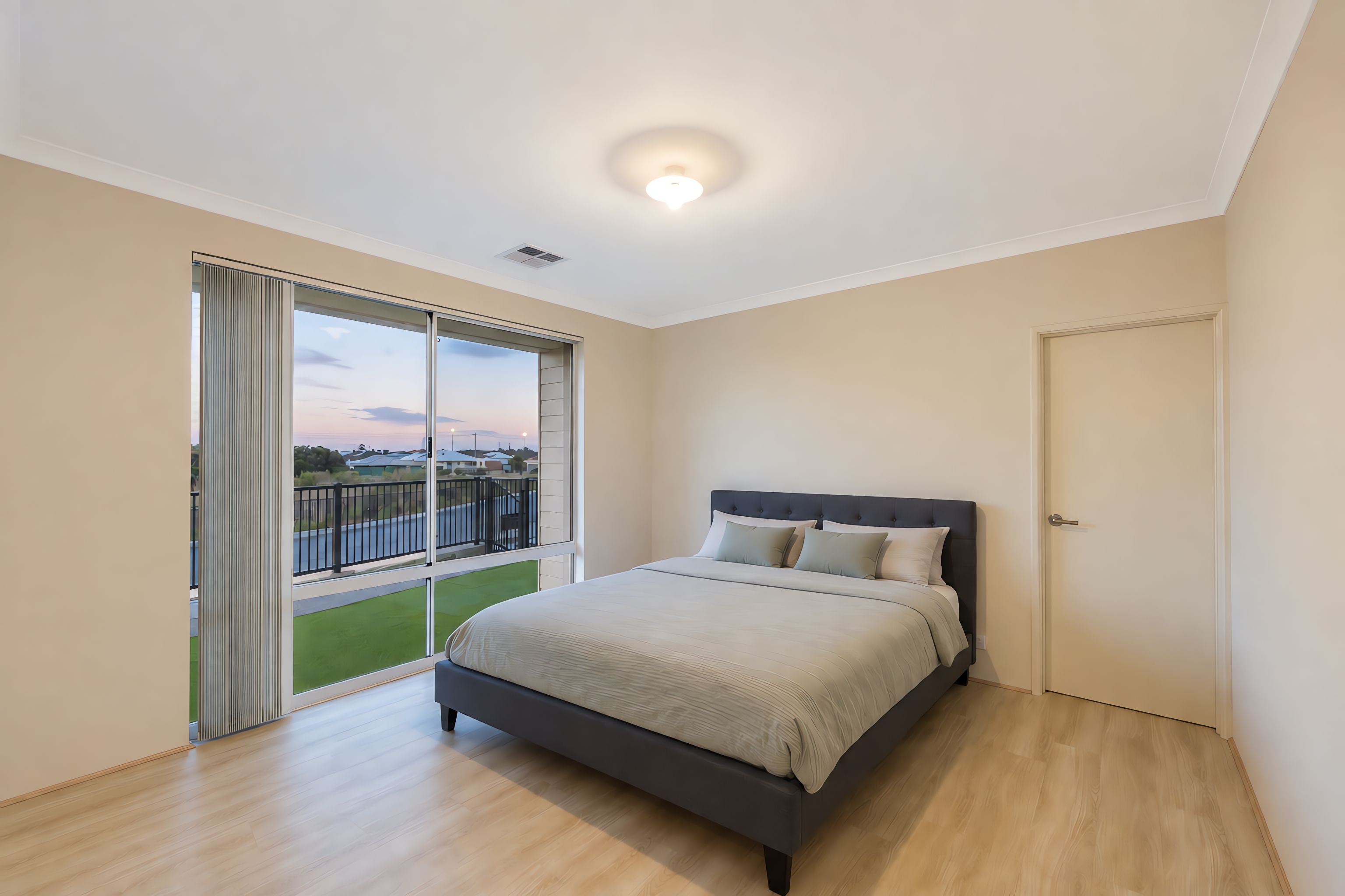 37 Neilson Street — photo 10 of 27