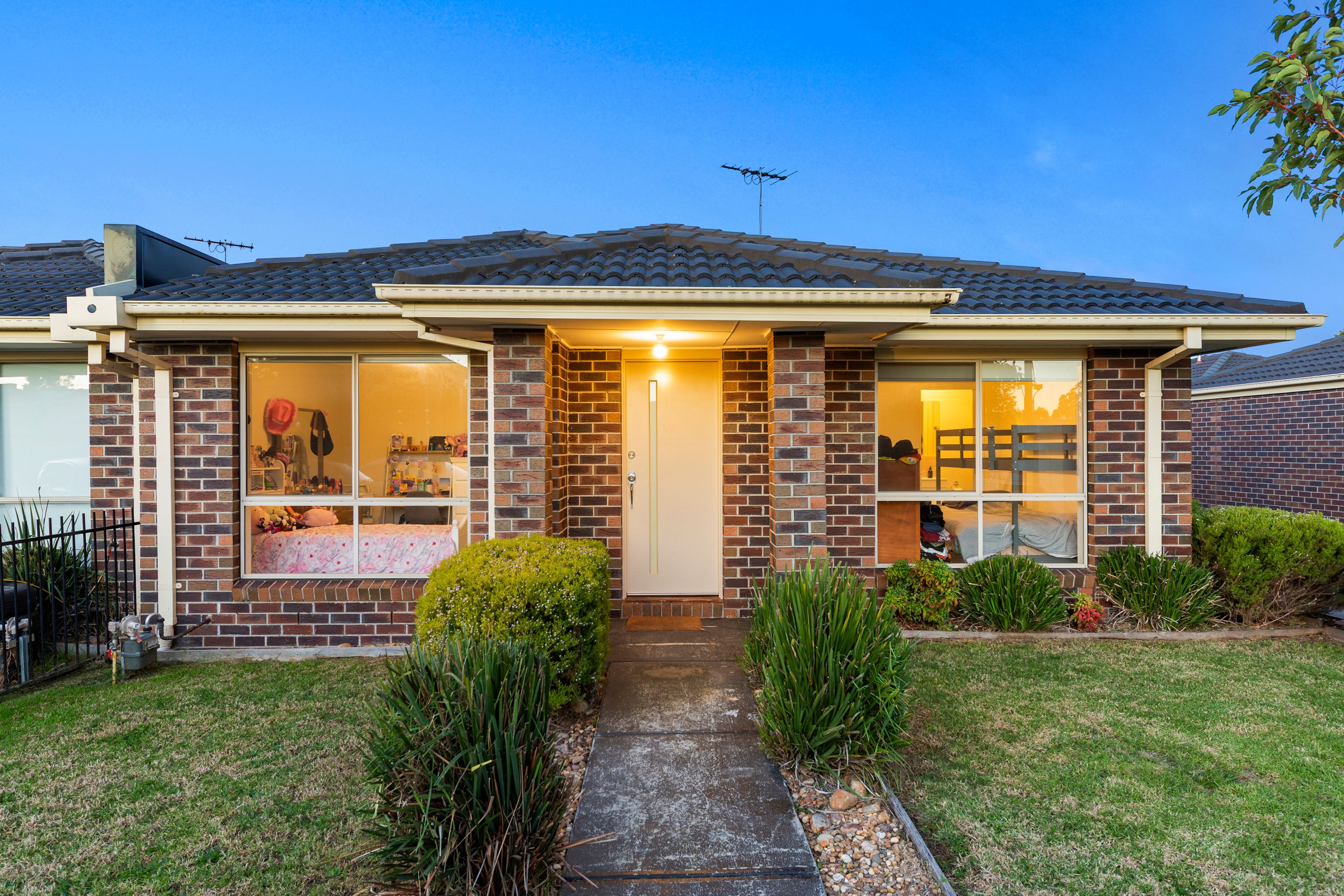 12 John Street, Pakenham VIC 3810