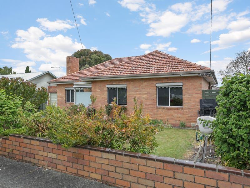 8 Inglis Court, Colac VIC 3250