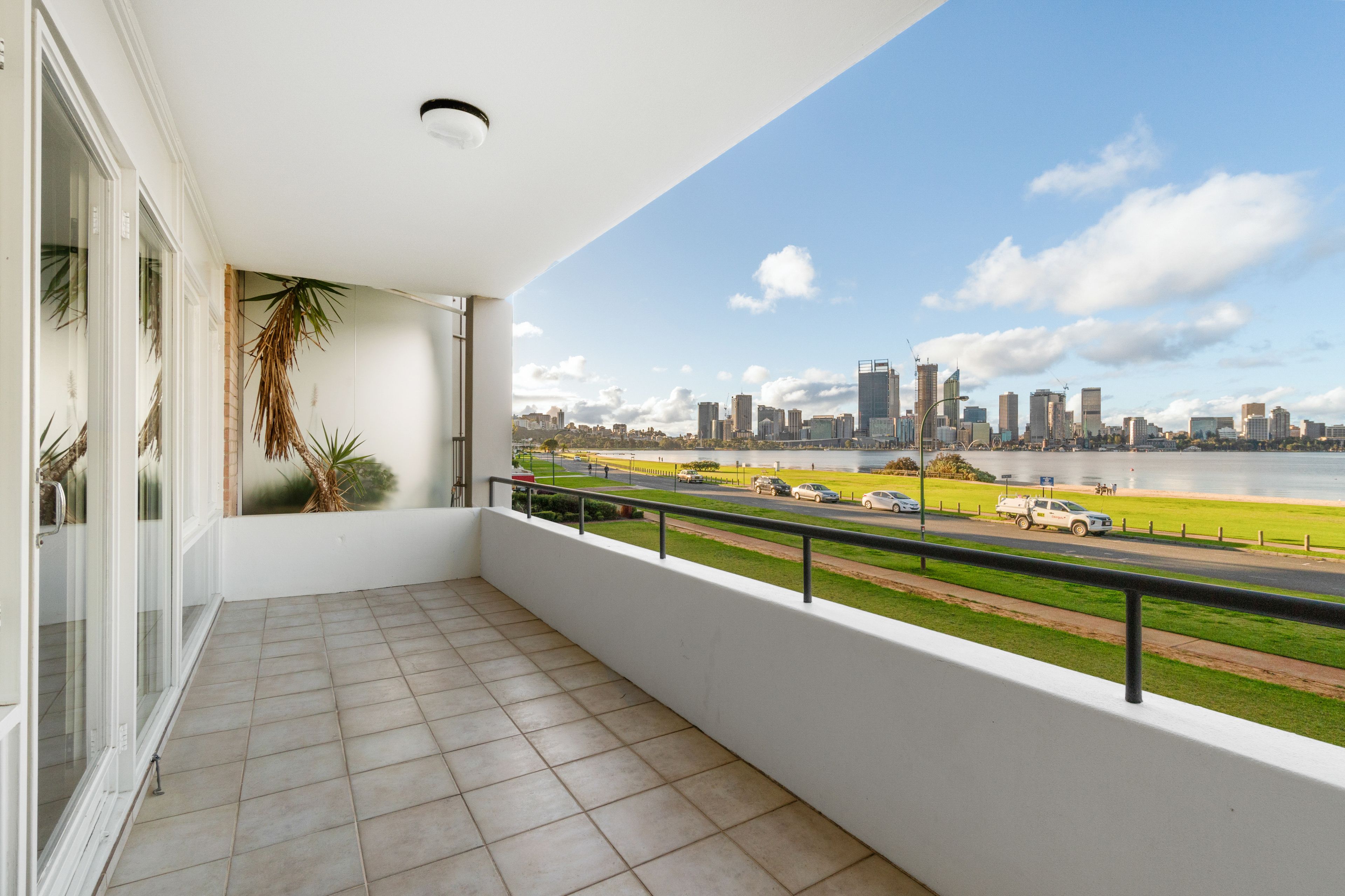 4/59 South Perth Esplanade, South Perth WA 6151