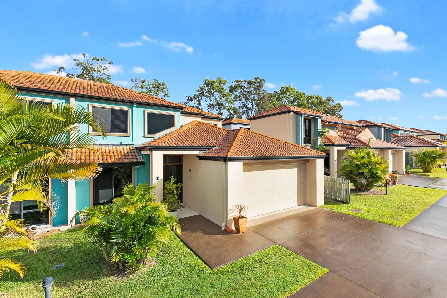 11/2 Barnstaple Street, Torquay, QLD 4655