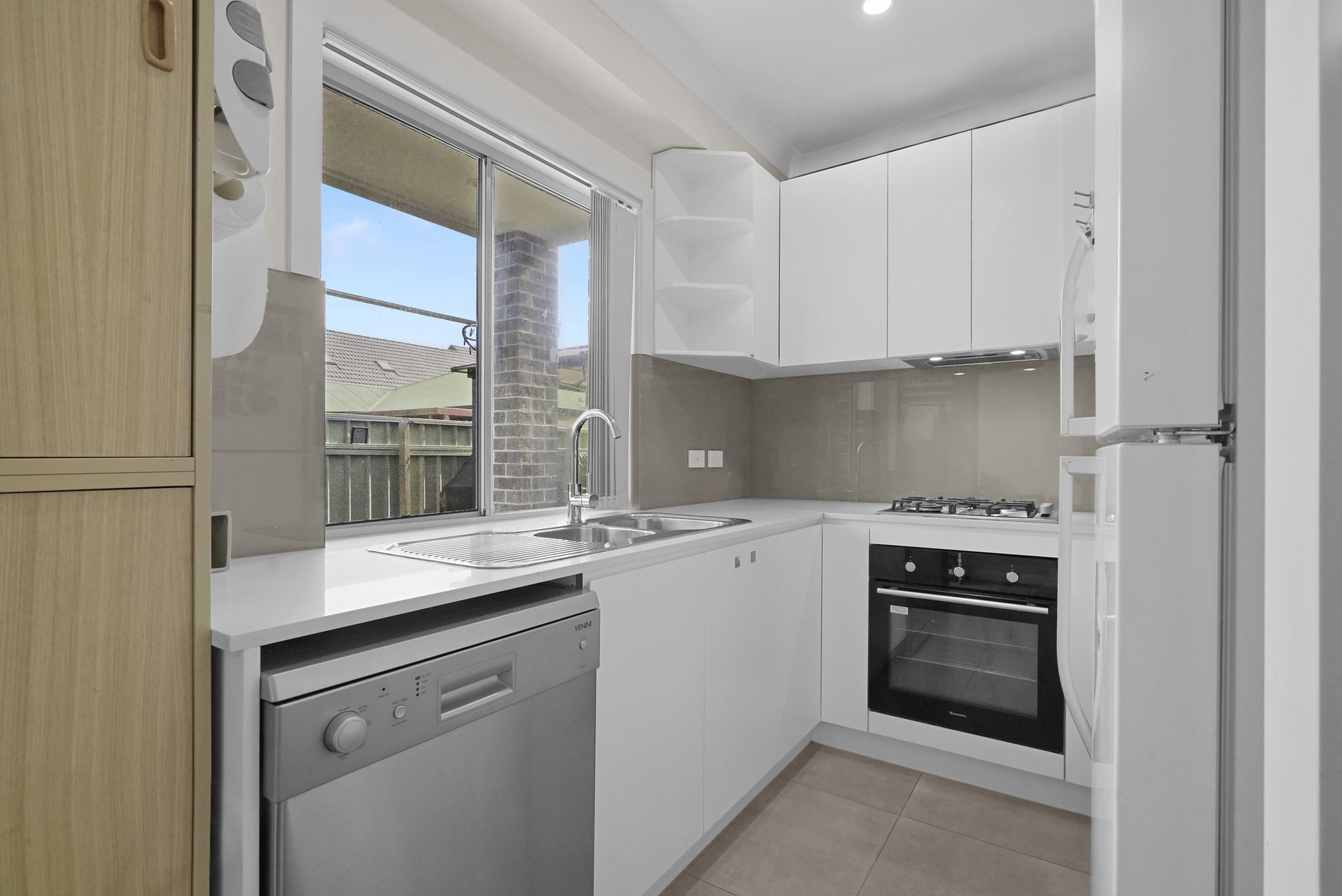 2/89A Adelaide Street, Oxley Park, NSW 2760