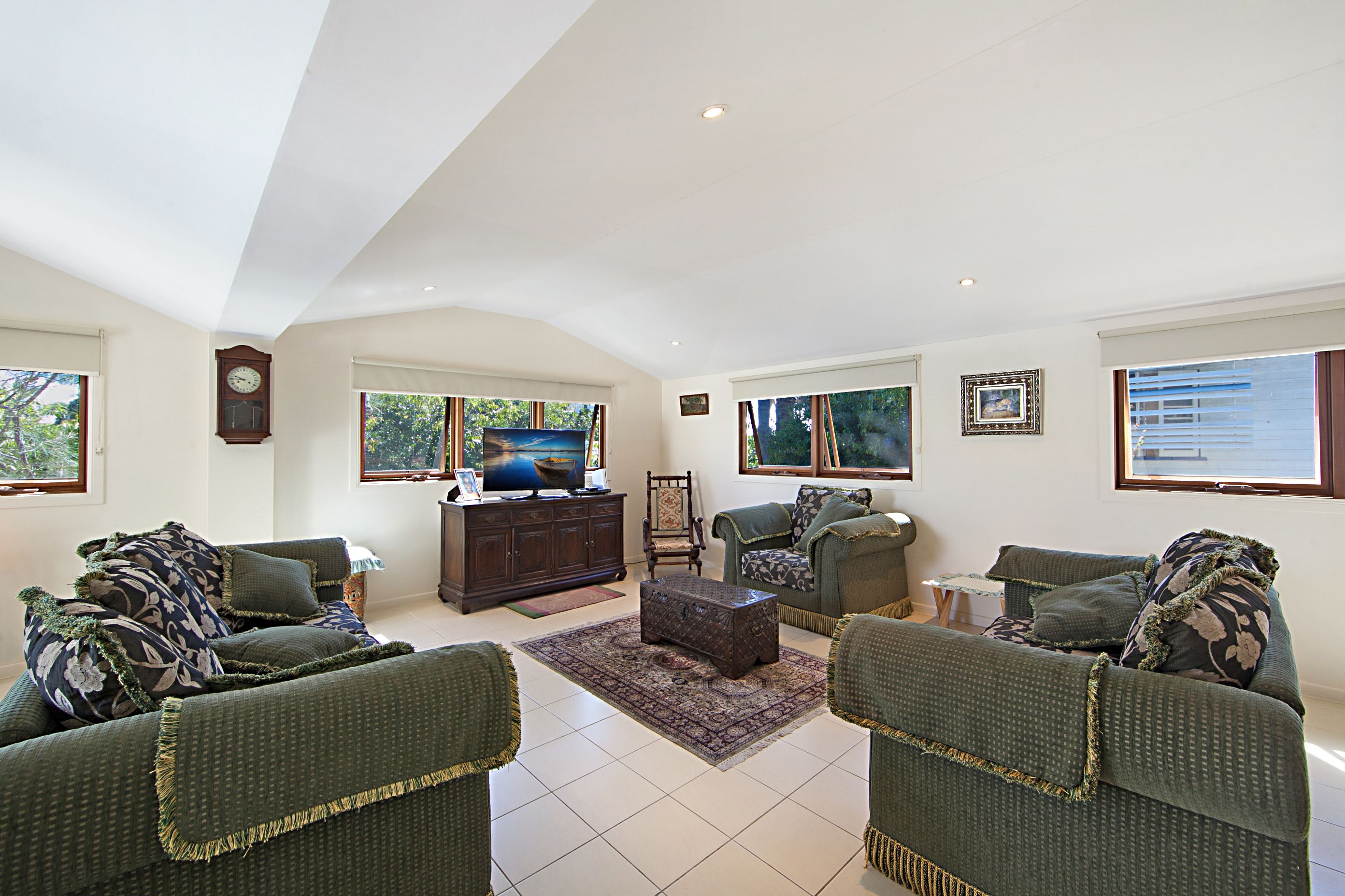 42 Albany Road, Hyde Park, QLD 4812