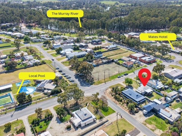 4 THOMPSON STREET Road, Koondrook, VIC 3580