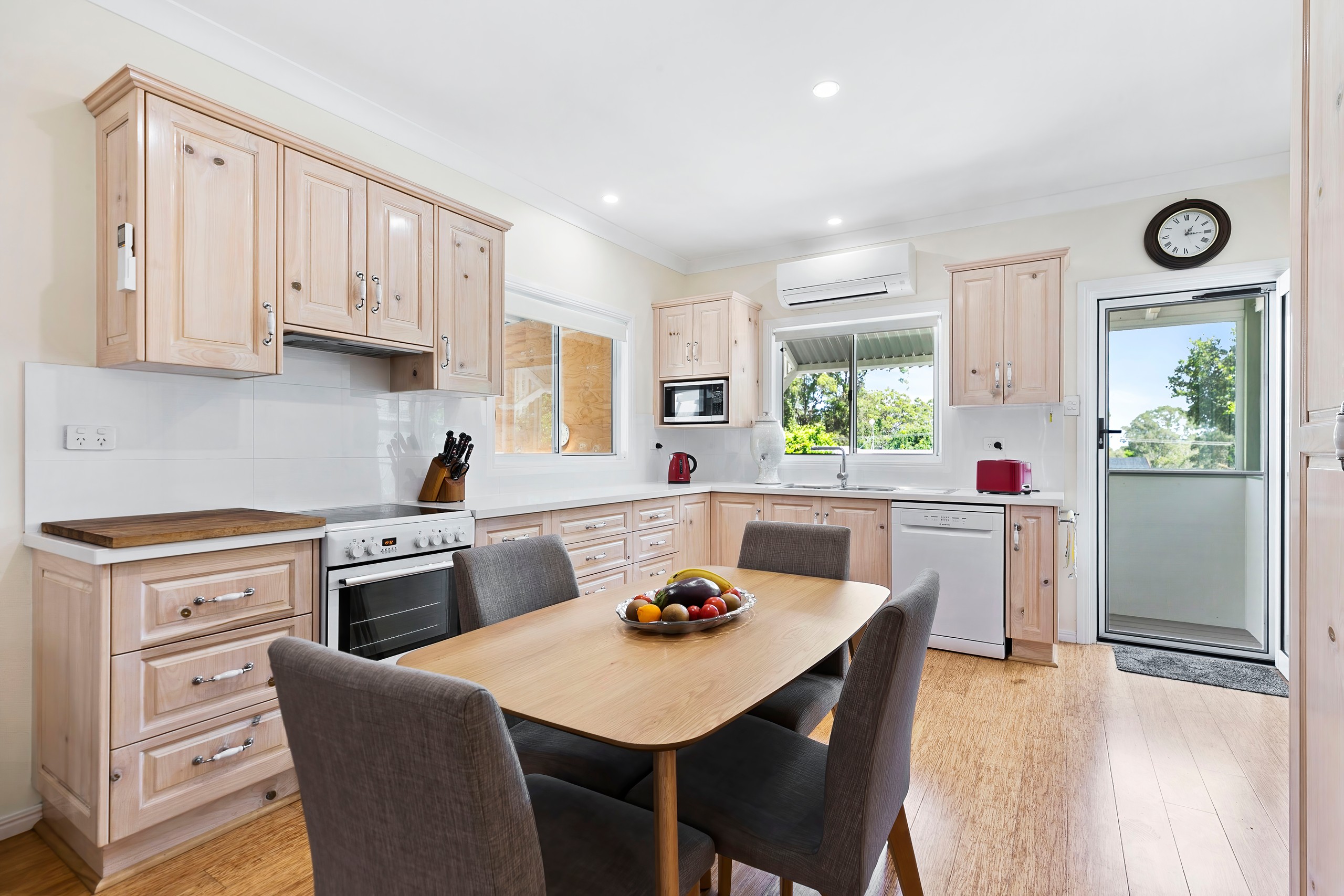 43 Laguna Street, Boreen Point, QLD 4565