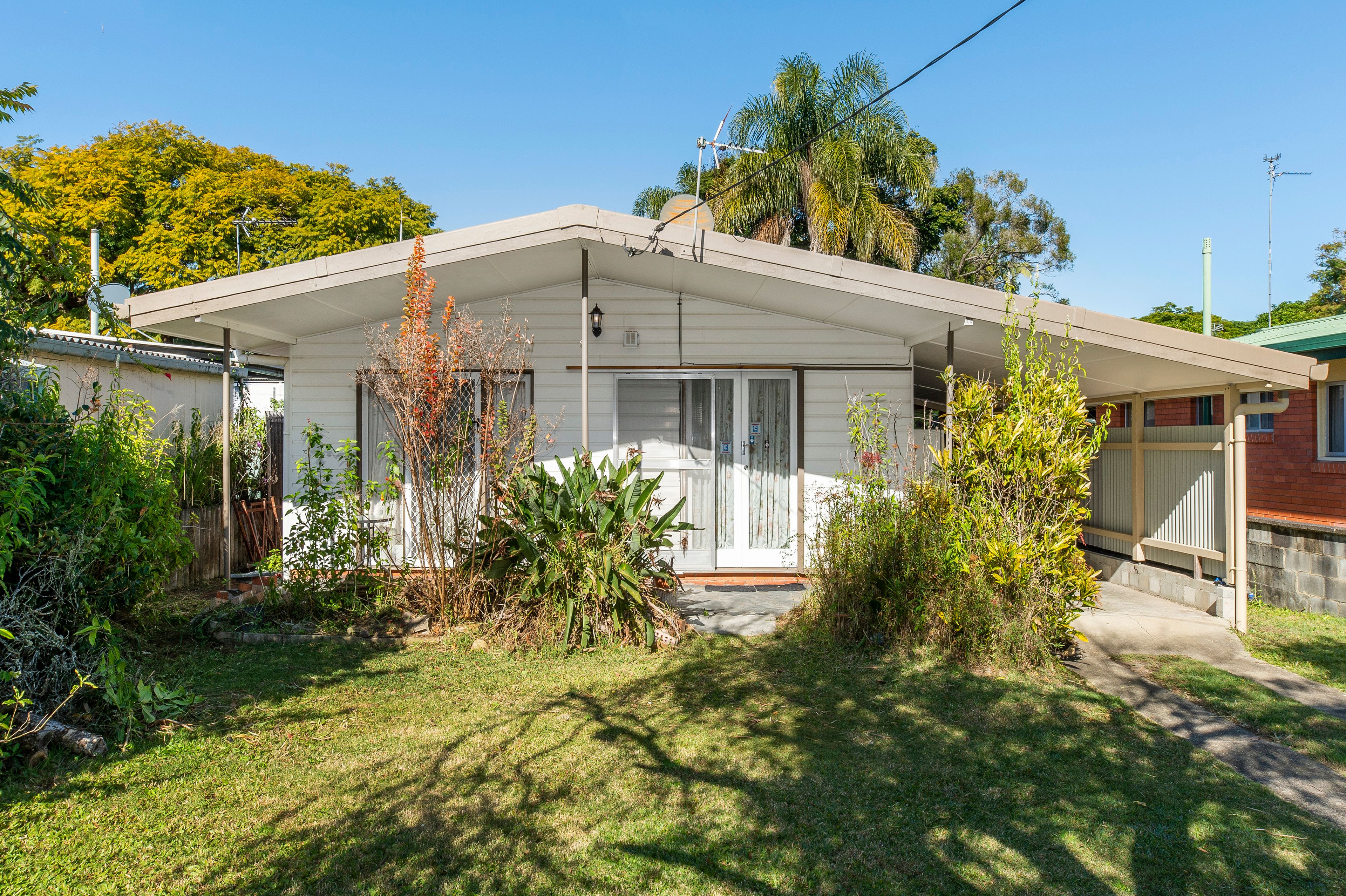 110 Pohlman Street, Southport QLD 4215