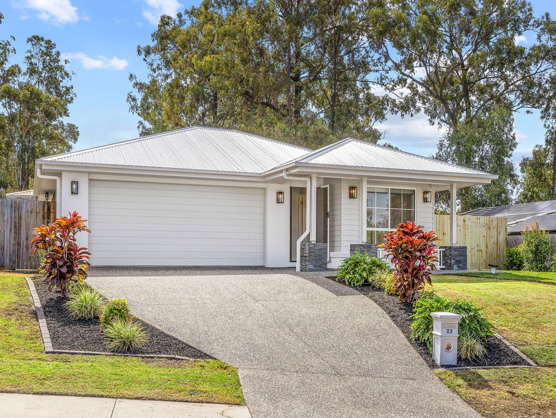 23 Radcliffe Court, Bellbird Park, QLD 4300 Sold House Ray White