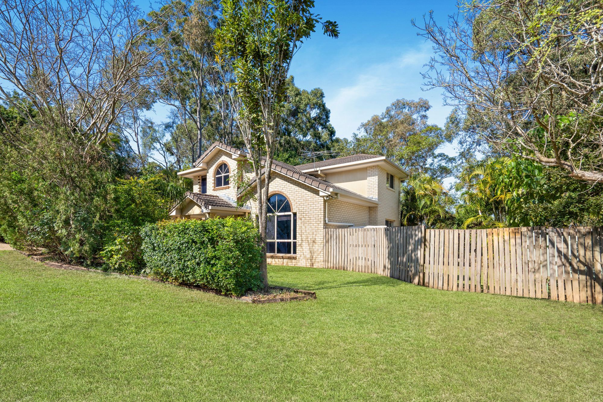 24-26 Bayview Drive, Tanah Merah, QLD 4128