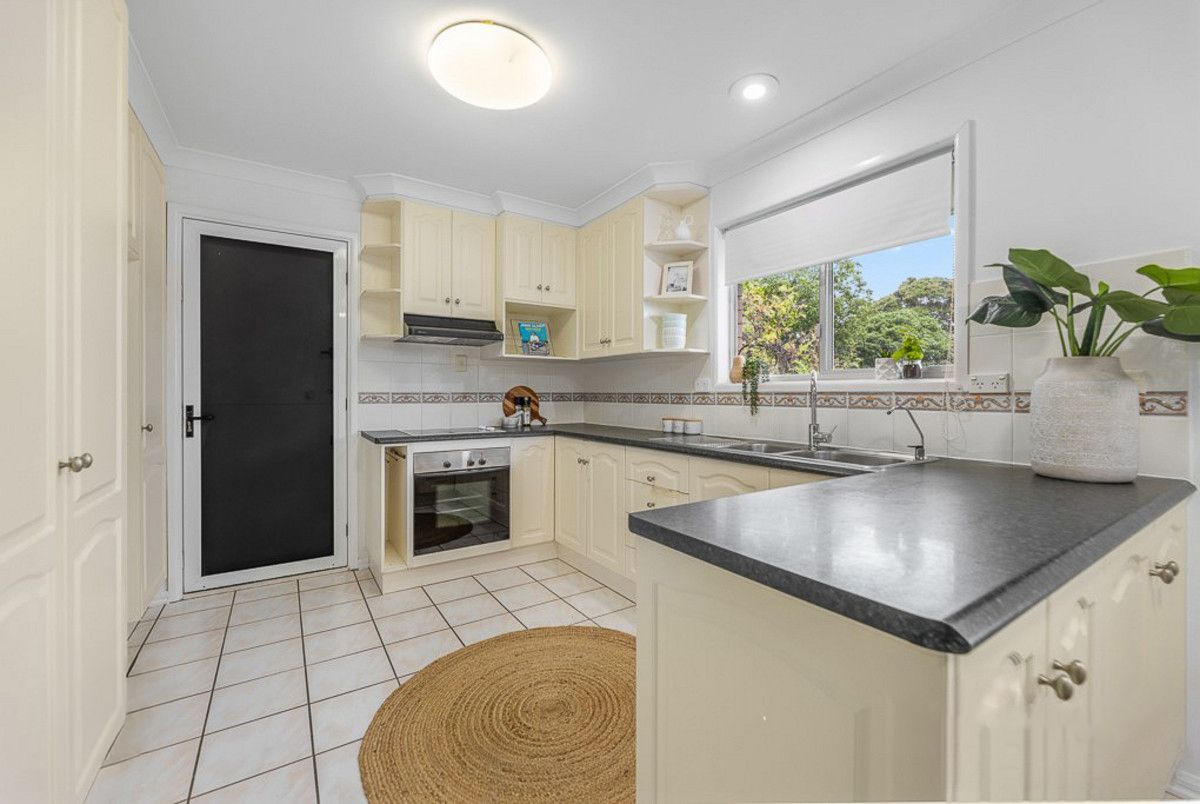 35 Aloomba Court, Redcliffe, QLD 4020