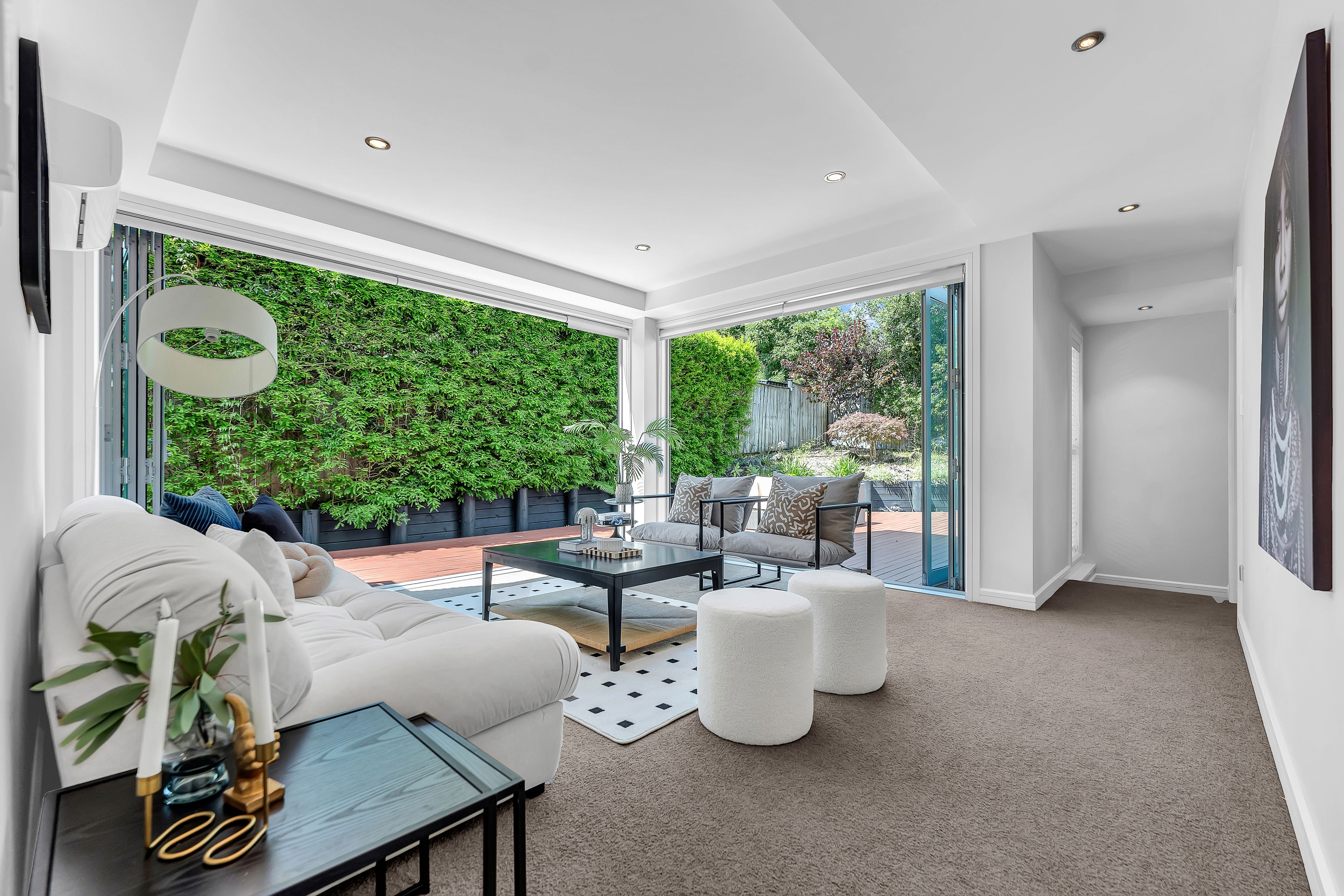 60 Gracechurch Drive, Flat Bush, Manukau City
