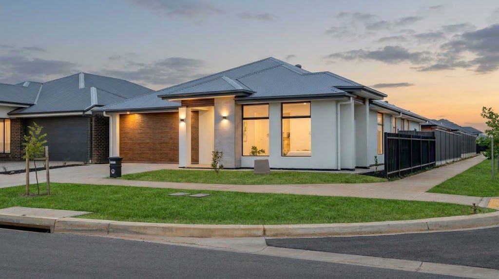 100 Kapinka Parade — photo from Ray White Modbury