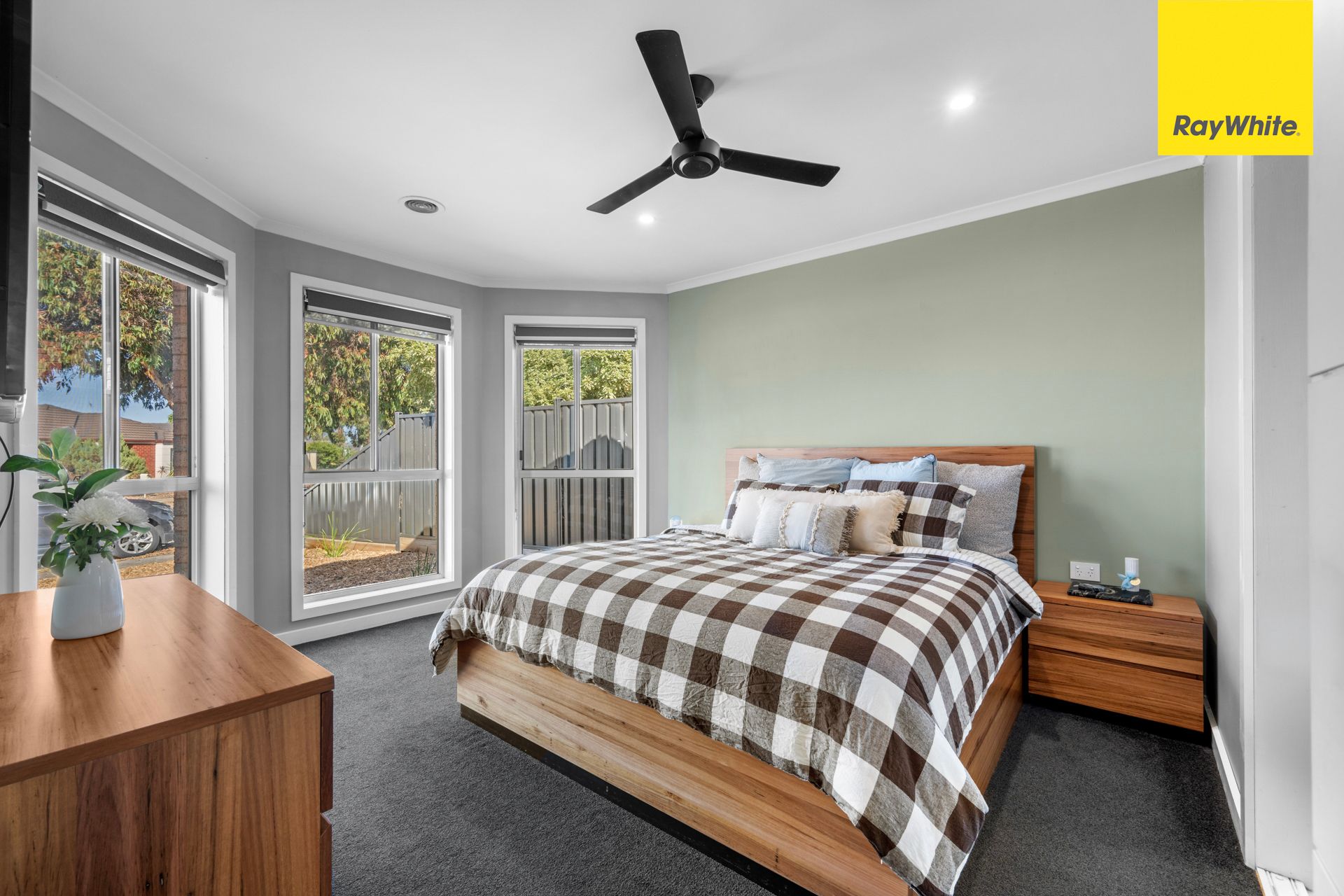65 Dunvegan Drive, Kurunjang, VIC 3337
