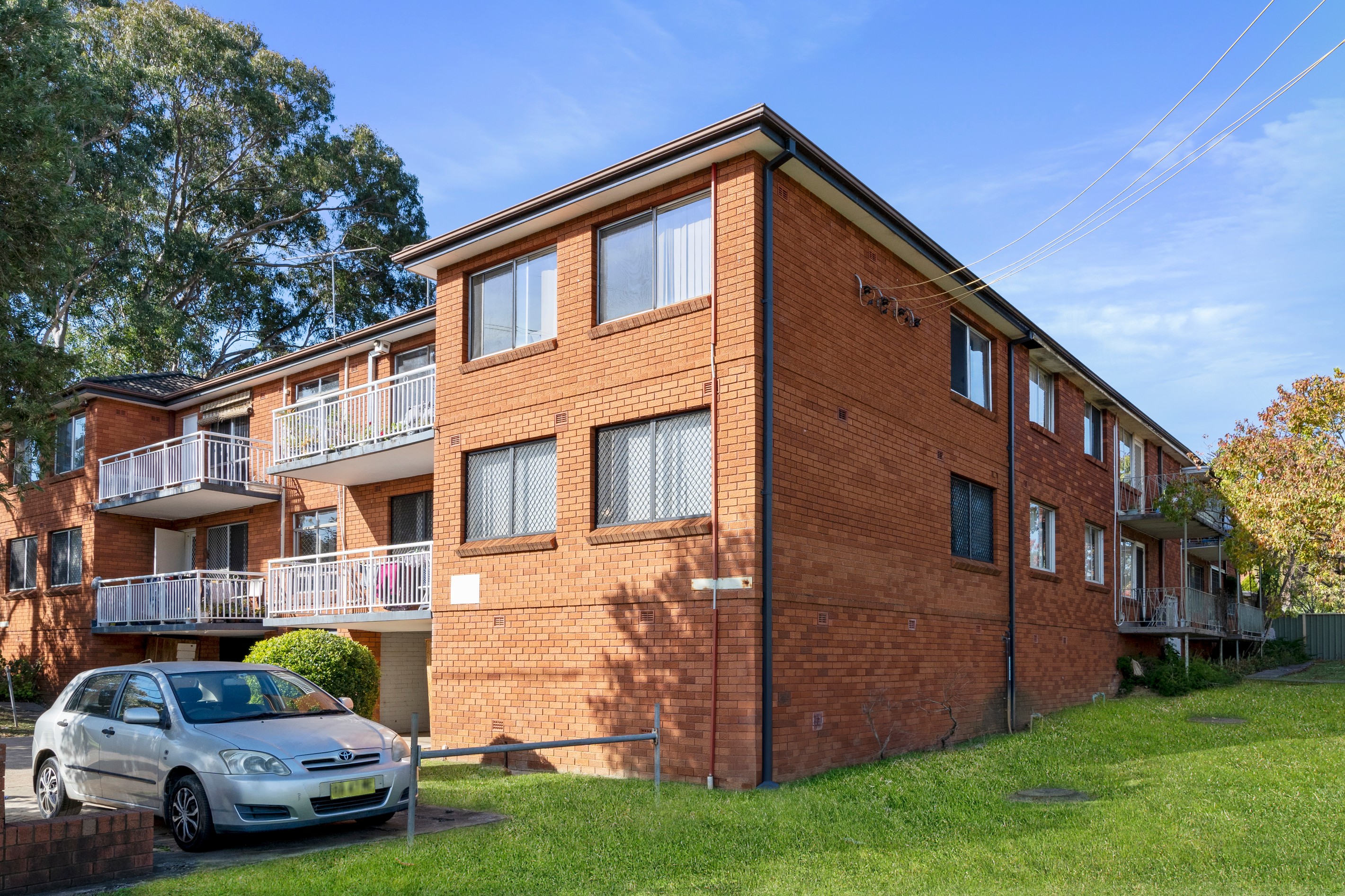 10/2-4 Foreman Street, Glenfield, NSW 2167
