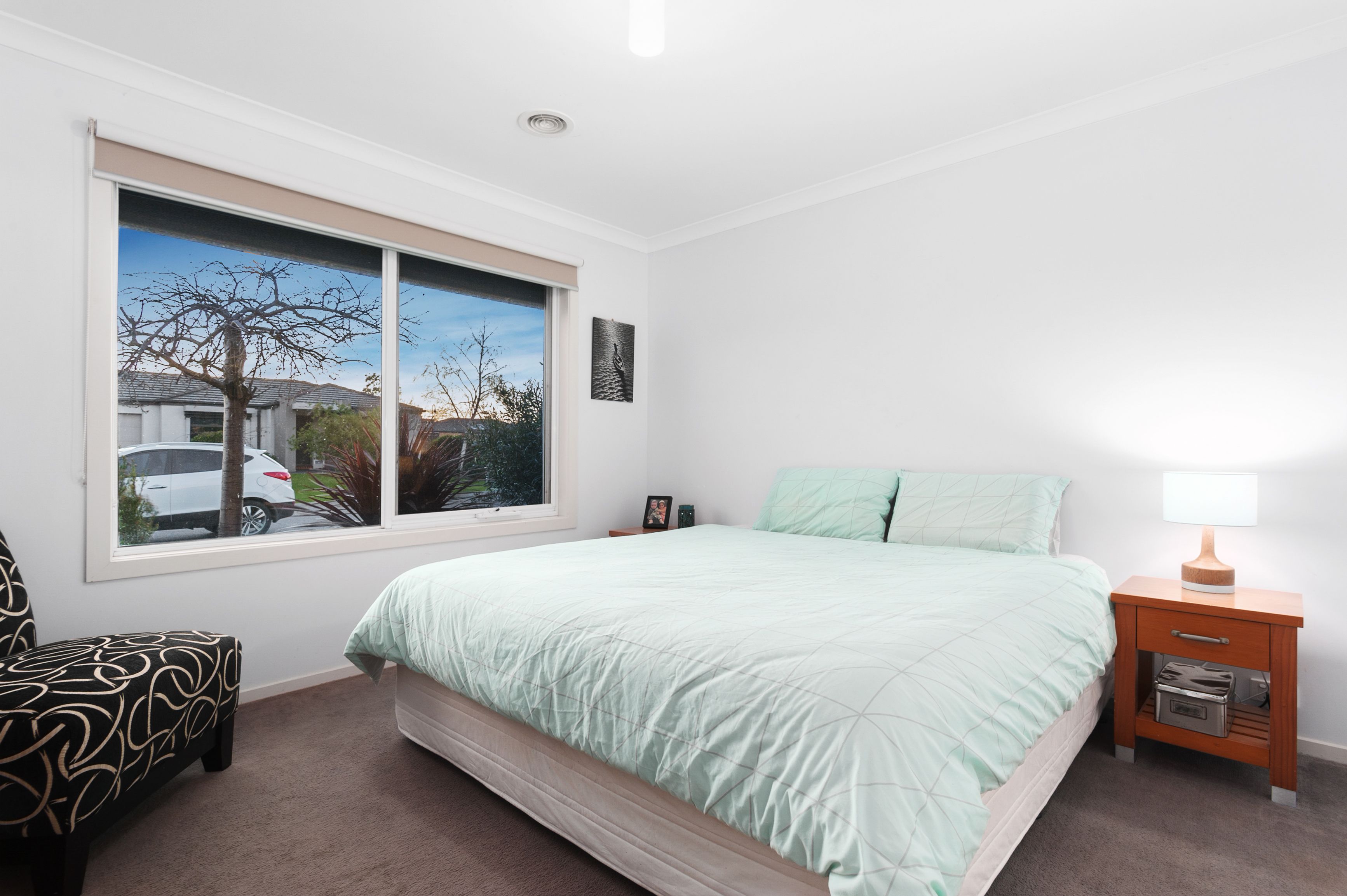 8 Persimmon Lane, Pakenham, VIC 3810