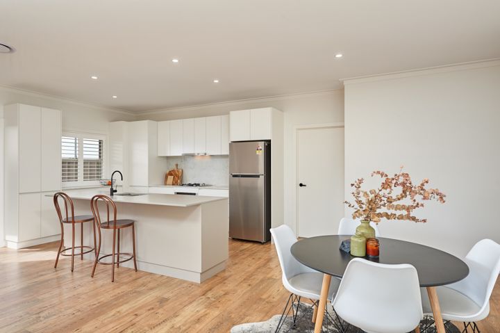 1/6 Rose Place, Boorooma, NSW 2650