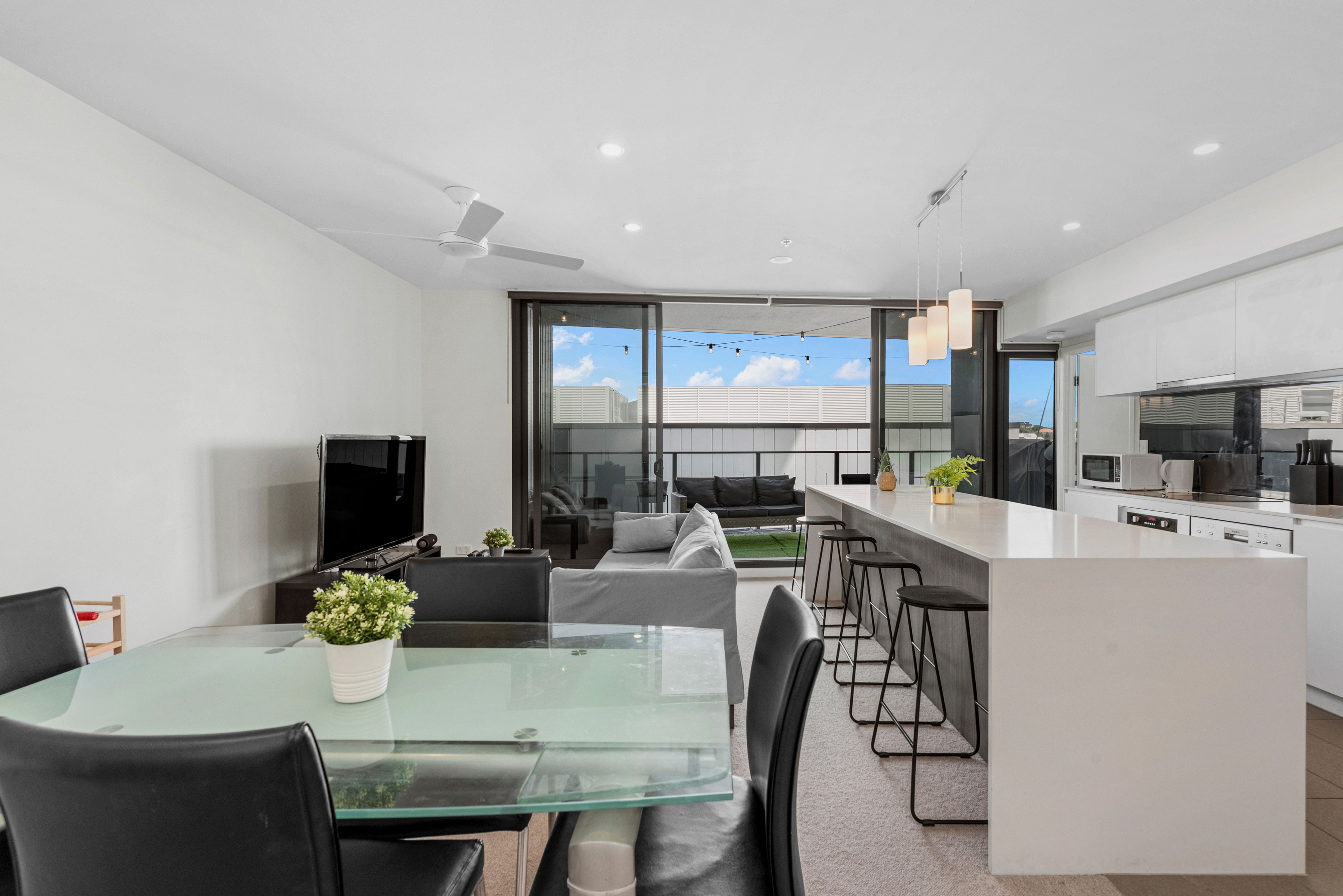 20610/300 Old Cleveland Road, Coorparoo, QLD 4151