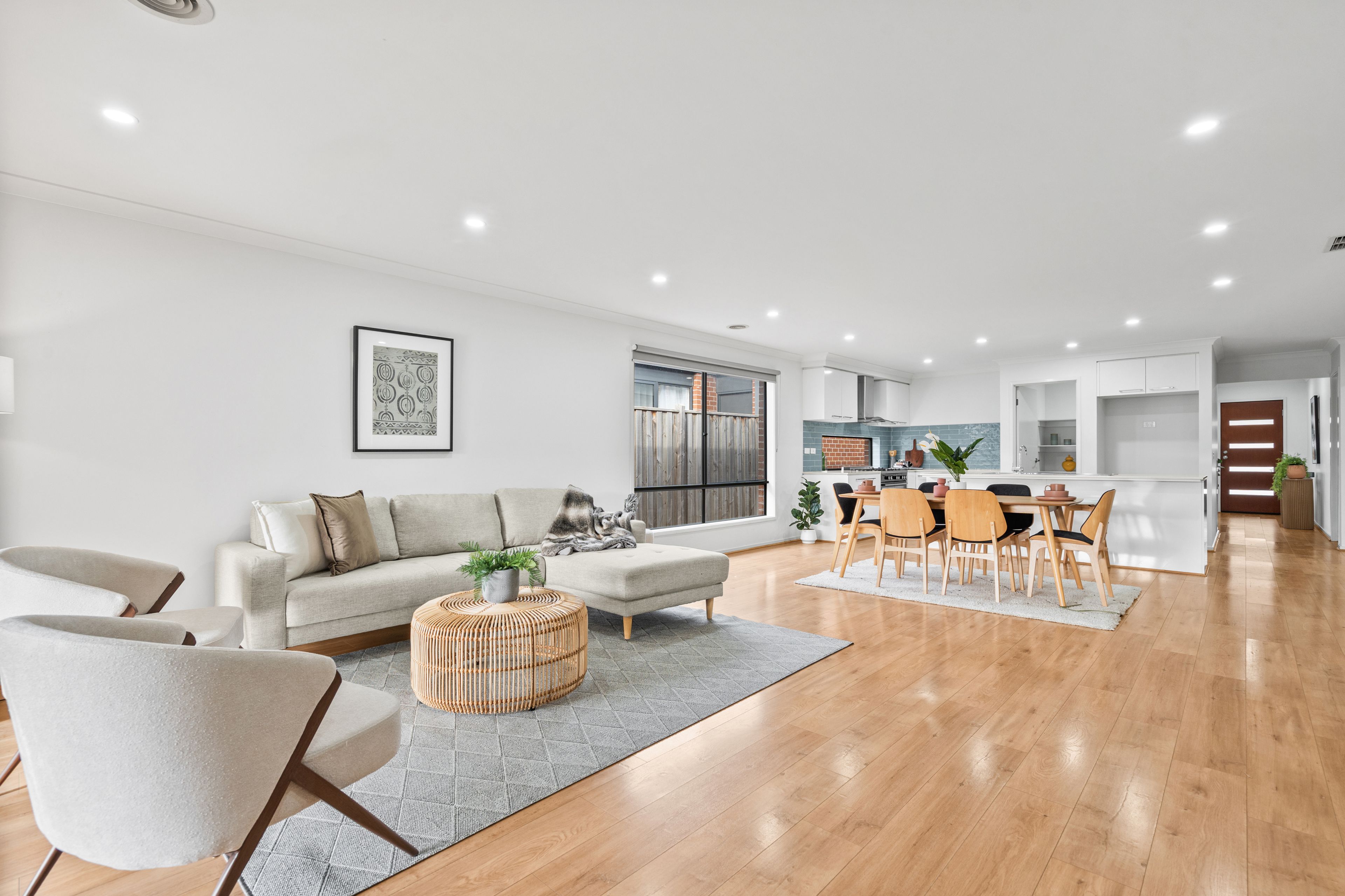 10 Maverick Crescent — photo 8 of 24