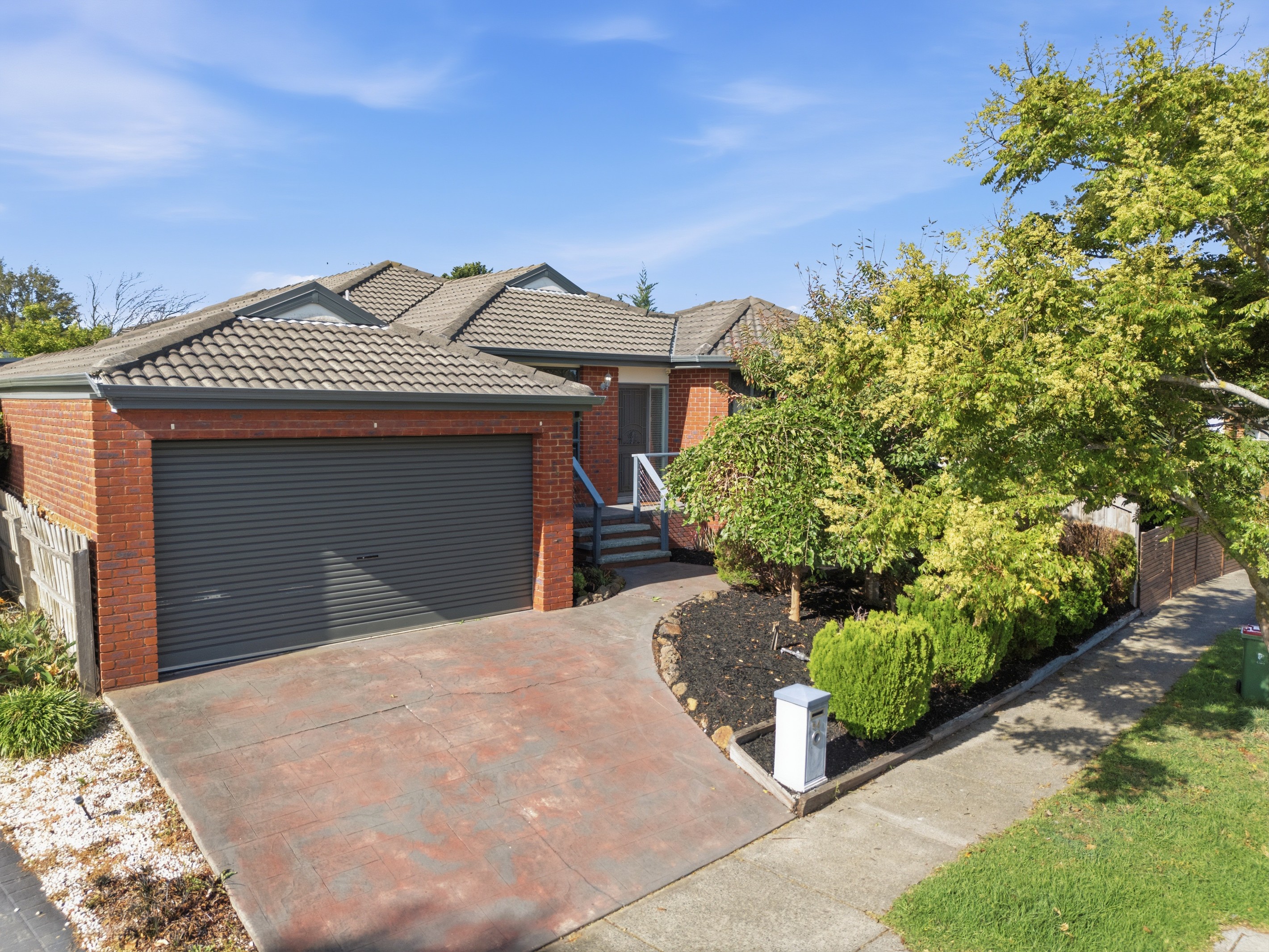 54 Bellevue Drive, Berwick, VIC 3806