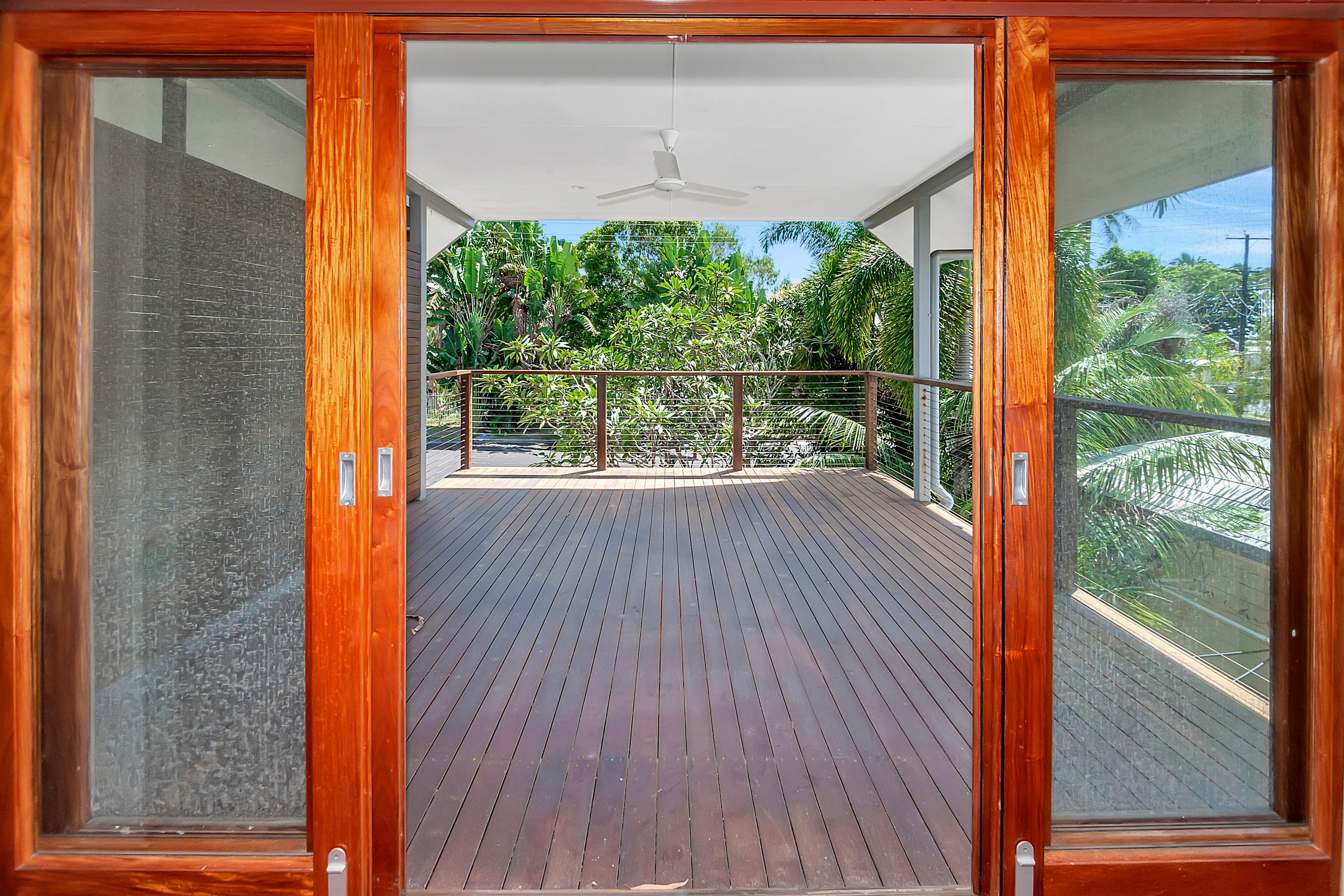 1/3 Guava Street, Holloways Beach, QLD 4878