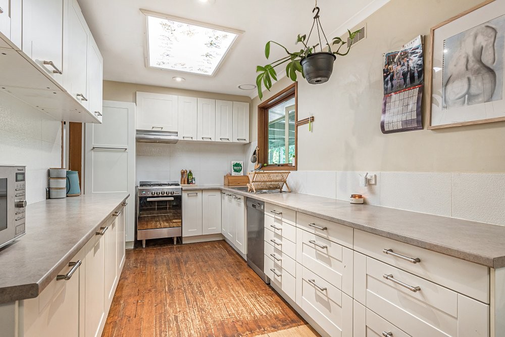 111 Woori Yallock Road, Cockatoo, VIC 3781